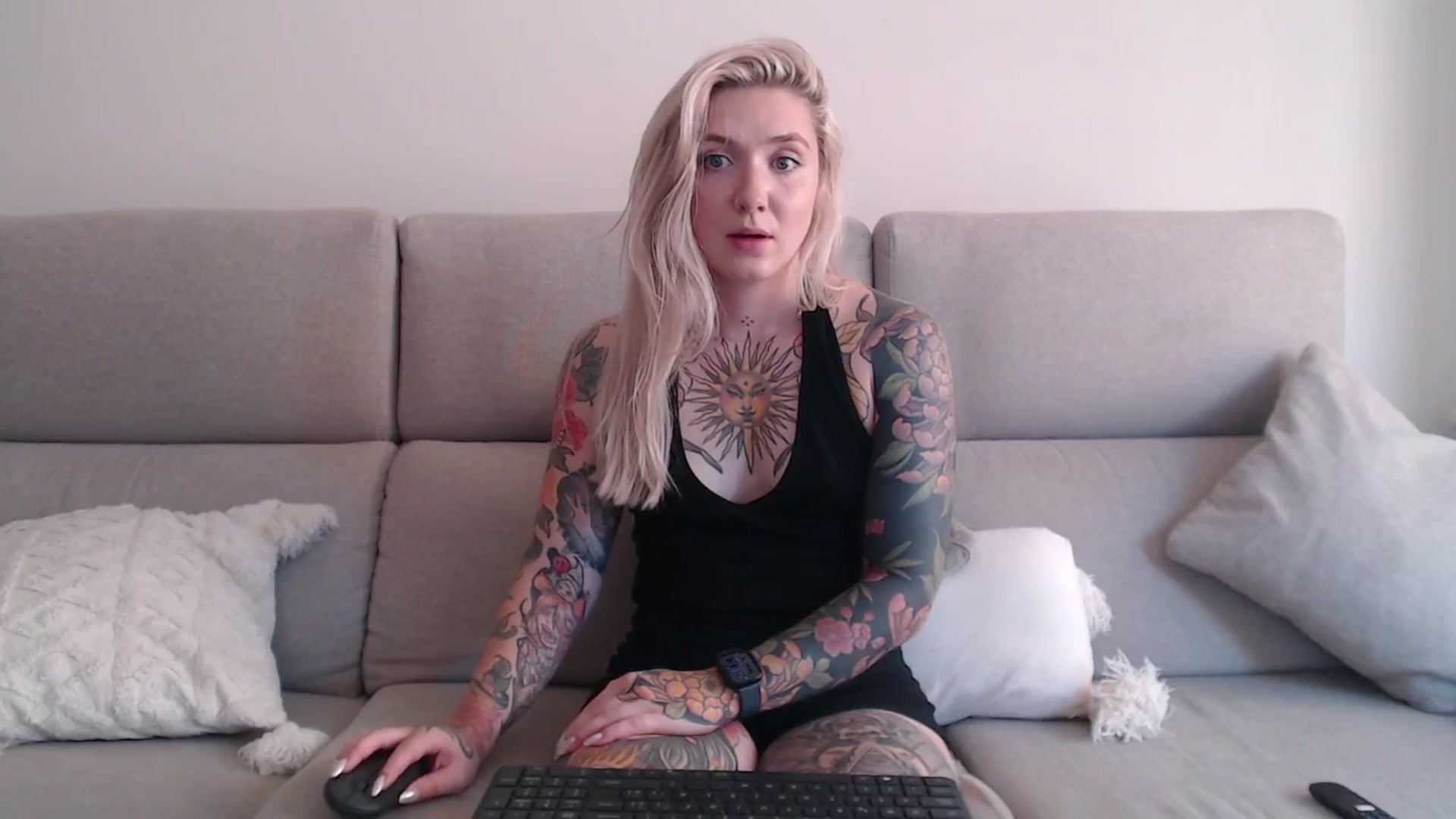 Gallery image thumbnail from Tattoo_bbgirl's myfreecams stream on, 09/16/2025, 17:29 image 2 of 20