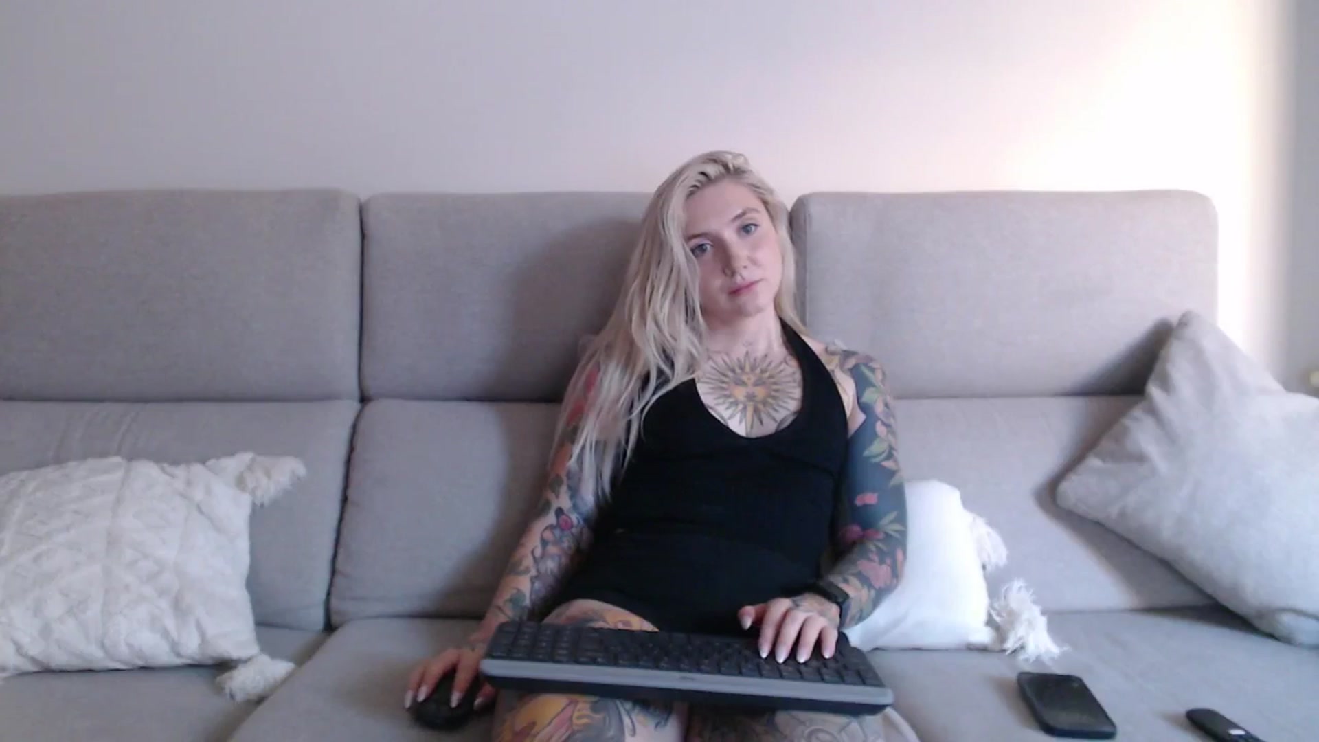 Gallery image thumbnail from Tattoo_bbgirl's myfreecams stream on, 09/16/2025, 17:29 image 10 of 20