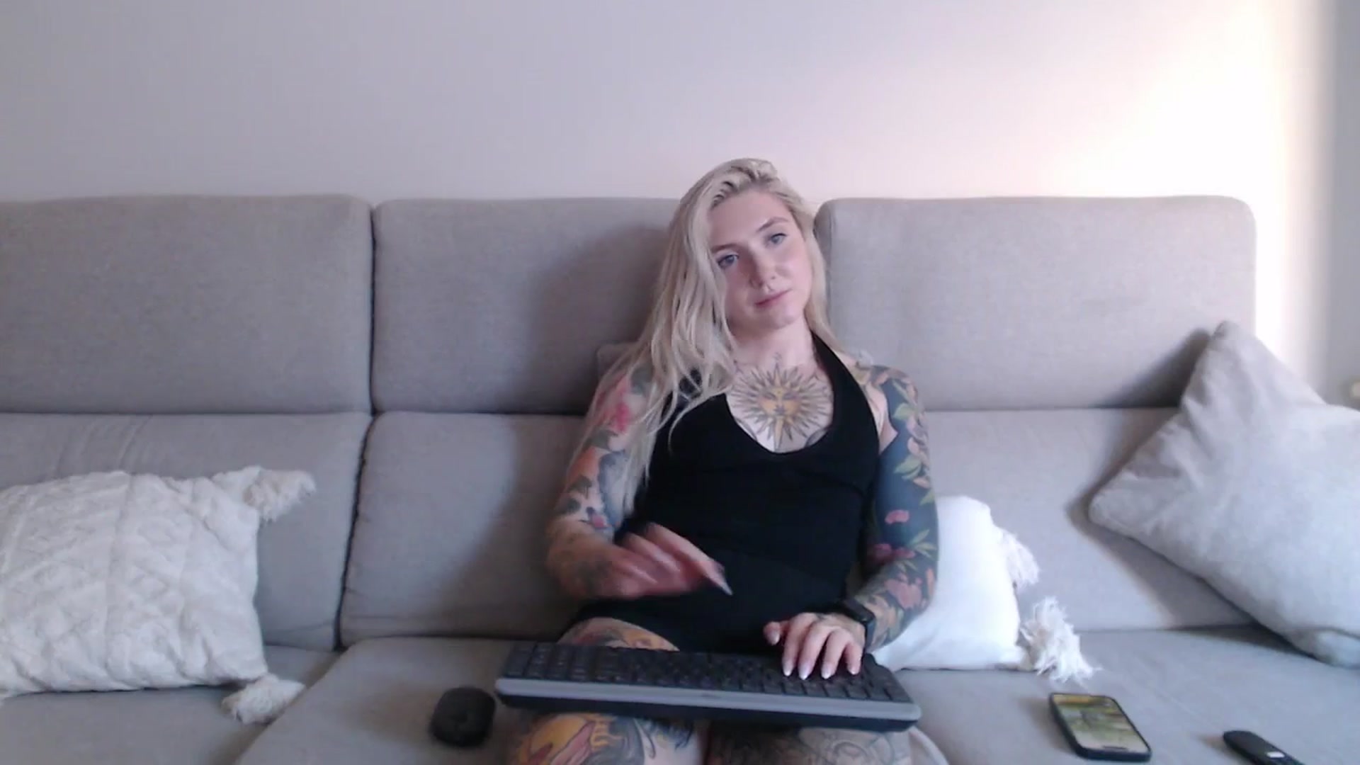 Gallery image thumbnail from Tattoo_bbgirl's myfreecams stream on, 09/16/2025, 17:29 image 11 of 20