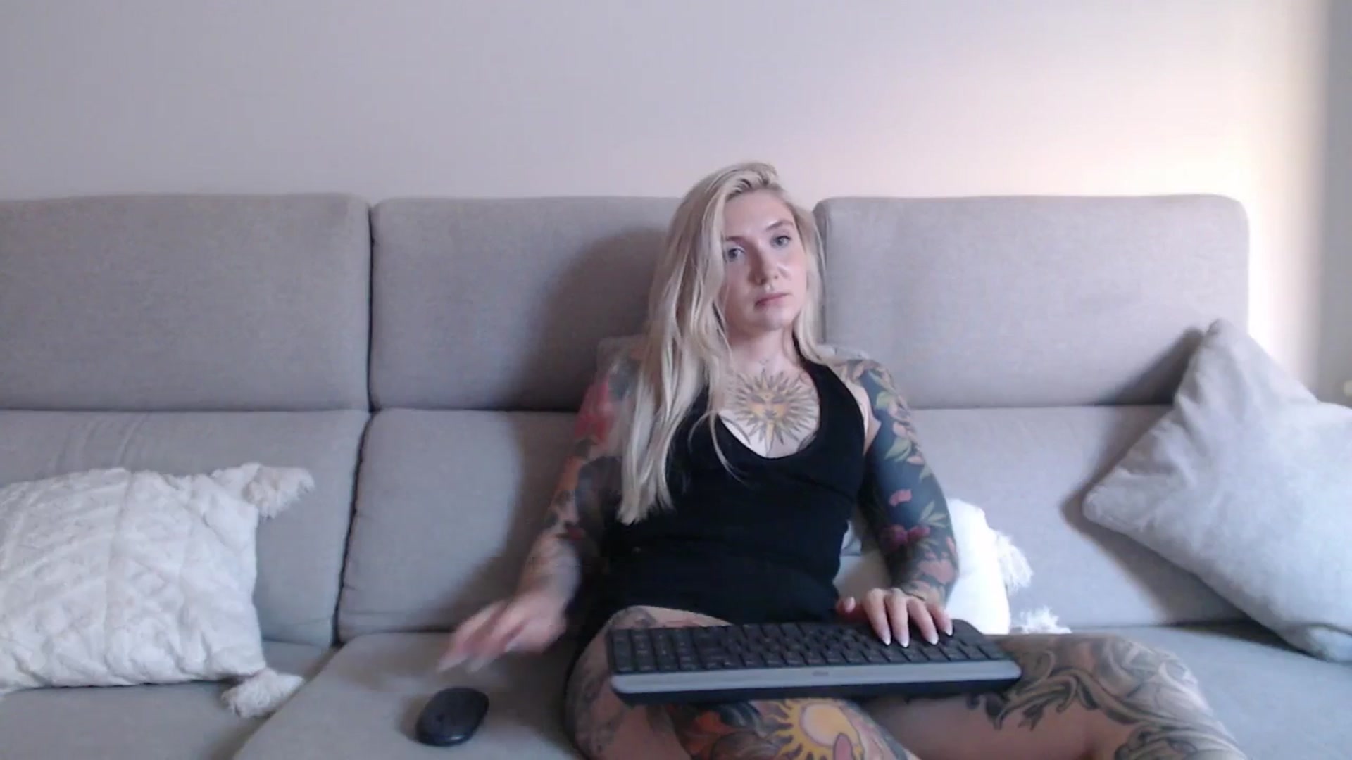 Gallery image thumbnail from Tattoo_bbgirl's myfreecams stream on, 09/16/2025, 17:29 image 20 of 20