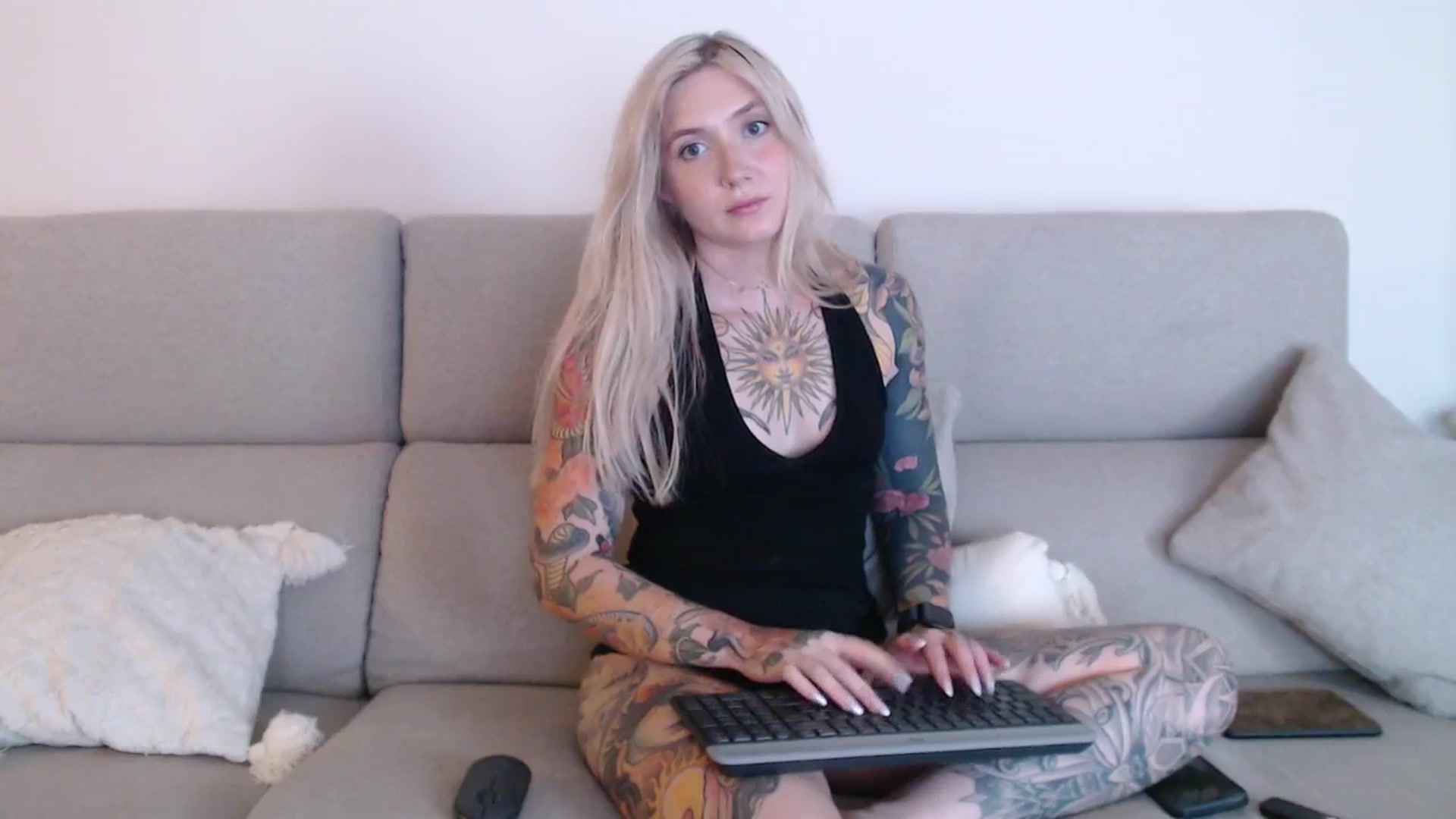 Gallery image thumbnail from Tattoo_bbgirl's myfreecams stream on, 09/16/2025, 18:35 image 20 of 20