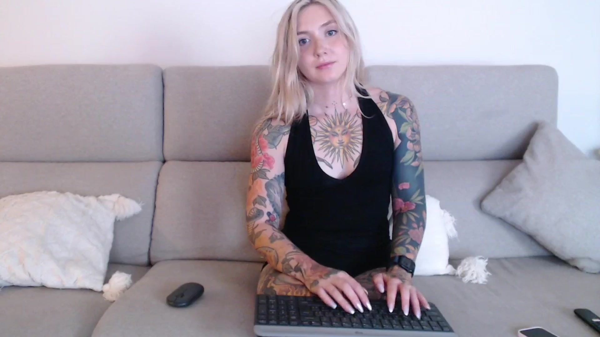 Gallery image thumbnail from Tattoo_bbgirl's myfreecams stream on, 09/16/2025, 19:16 image 2 of 20