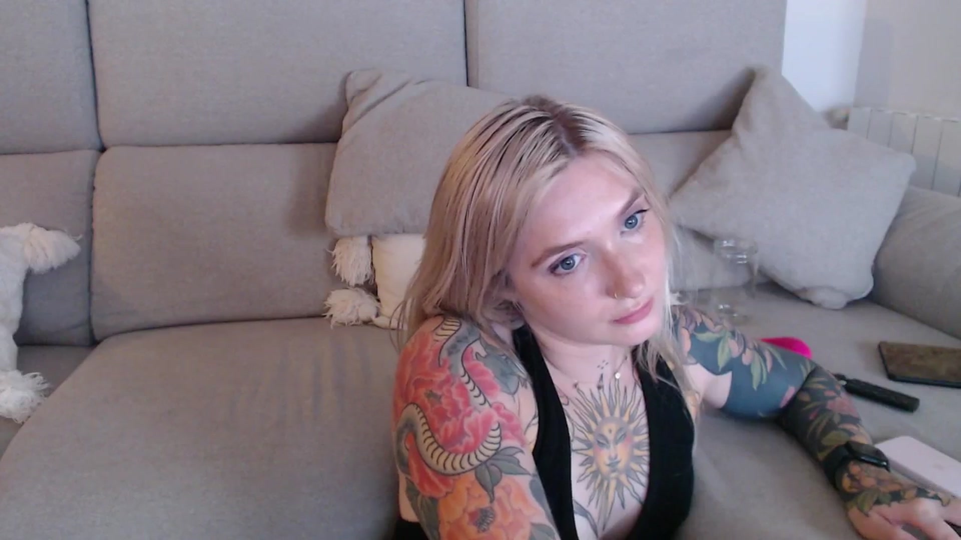 Gallery image thumbnail from Tattoo_bbgirl's myfreecams stream on, 09/16/2025, 22:01 image 19 of 20