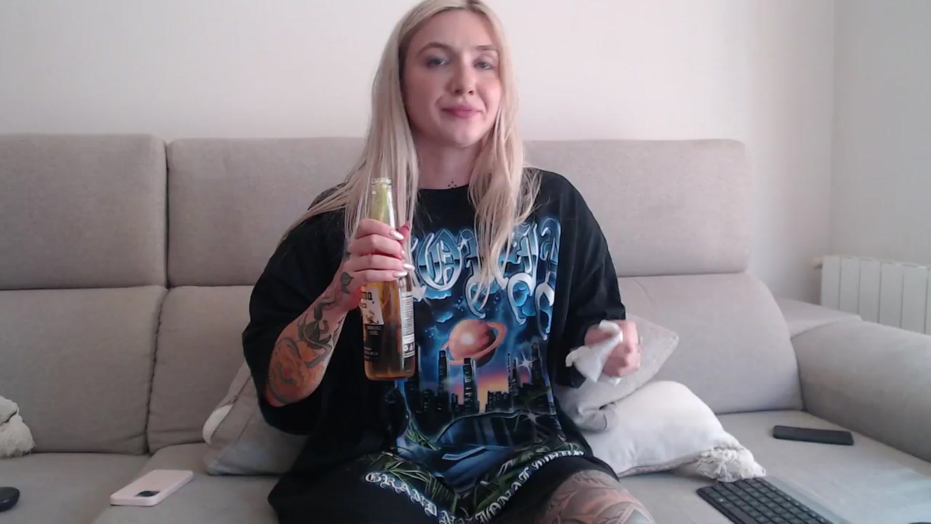 Gallery image thumbnail from Tattoo_bbgirl's myfreecams stream on, 09/17/2025, 15:52 image 6 of 20