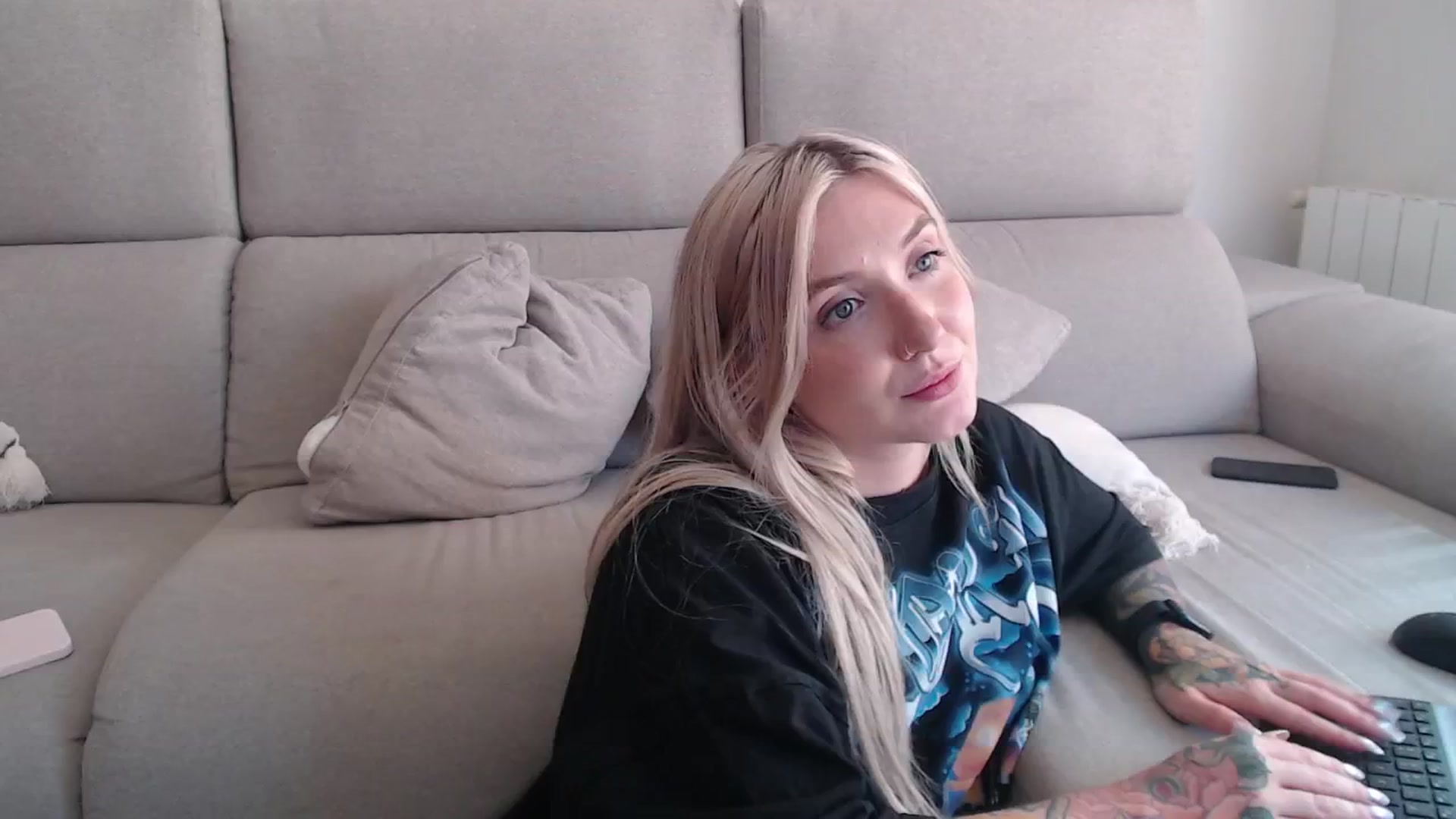 Gallery image thumbnail from Tattoo_bbgirl's myfreecams stream on, 09/17/2025, 15:52 image 9 of 20