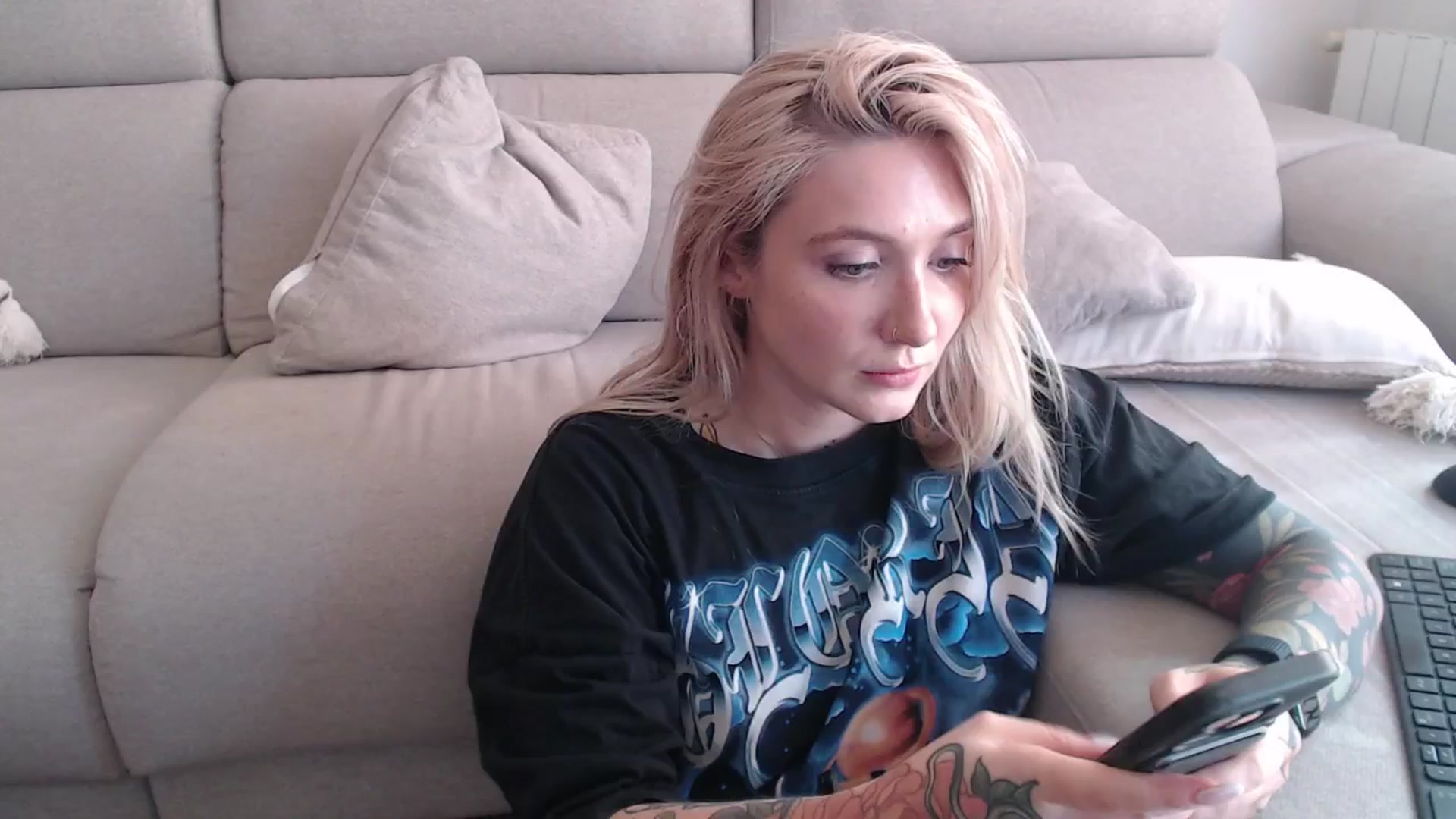 Gallery image thumbnail from Tattoo_bbgirl's myfreecams stream on, 09/17/2025, 16:35 image 5 of 20