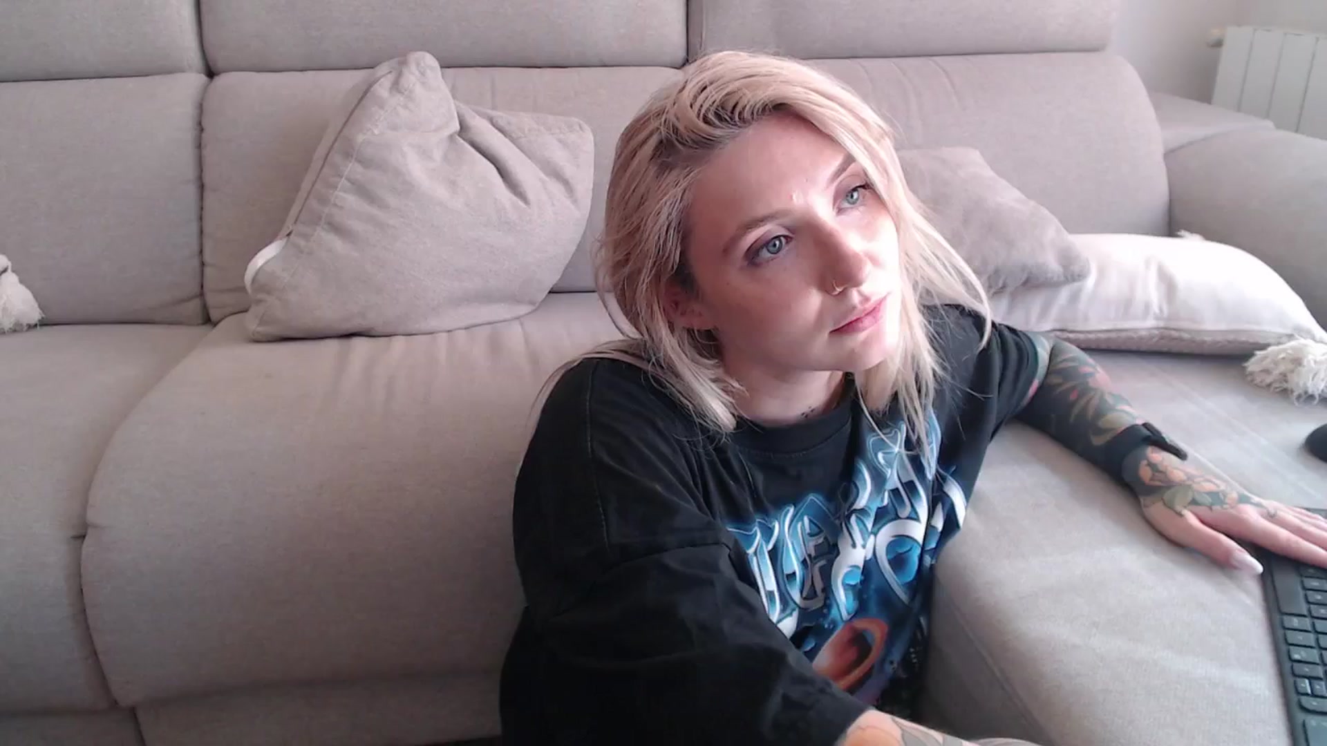Gallery image thumbnail from Tattoo_bbgirl's myfreecams stream on, 09/17/2025, 16:35 image 7 of 20