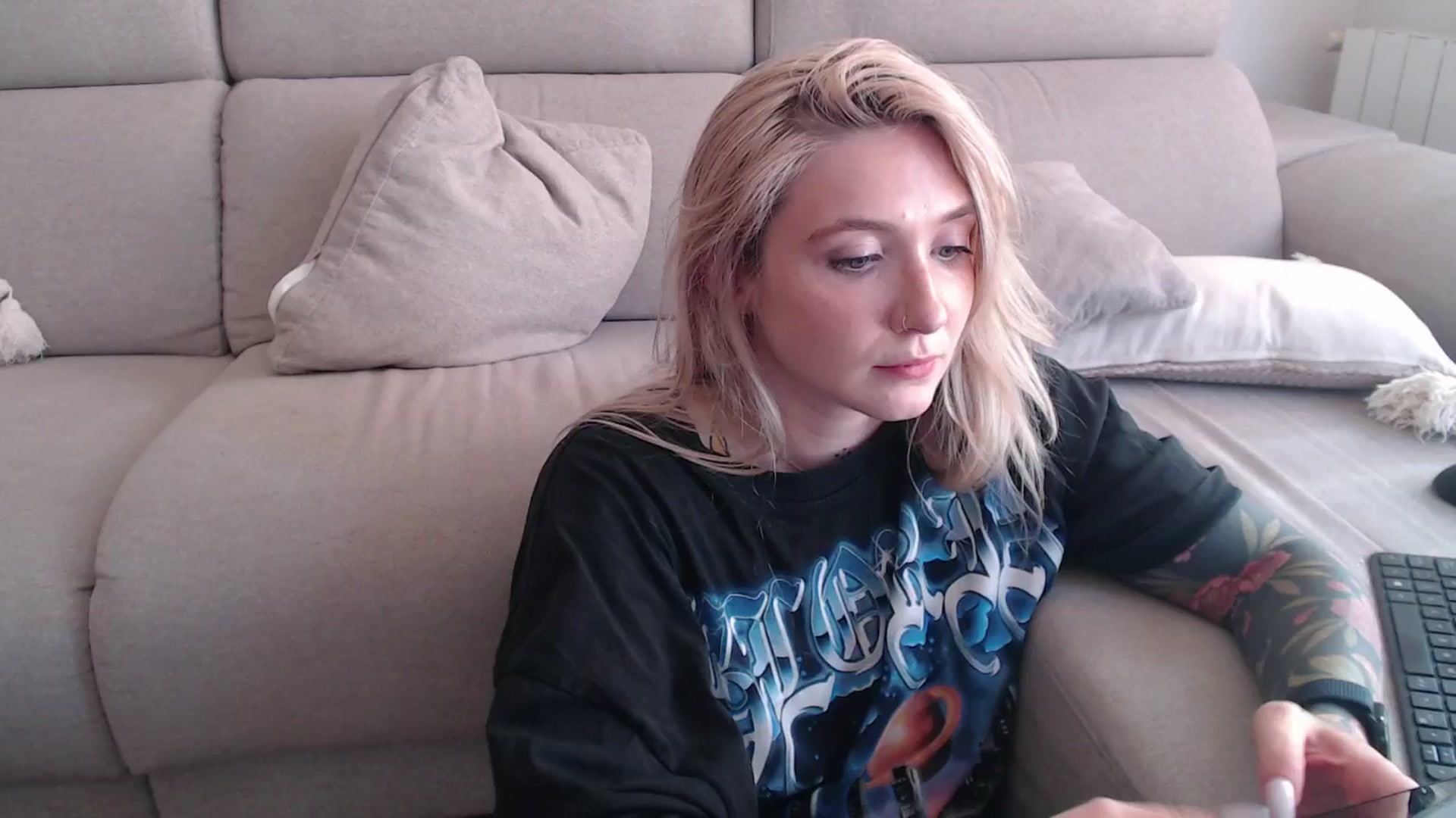 Gallery image thumbnail from Tattoo_bbgirl's myfreecams stream on, 09/17/2025, 16:35 image 20 of 20