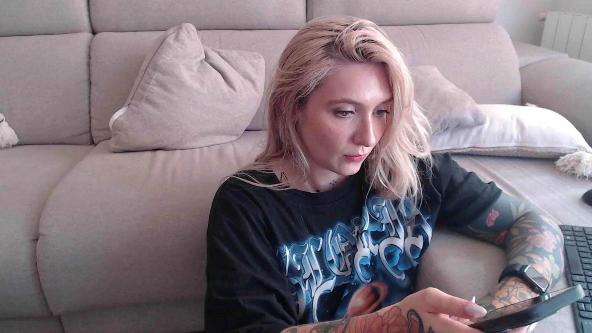 Gallery image thumbnail from Tattoo_bbgirl's myfreecams stream on, 09/17/2025, 16:35 image 15 of 20