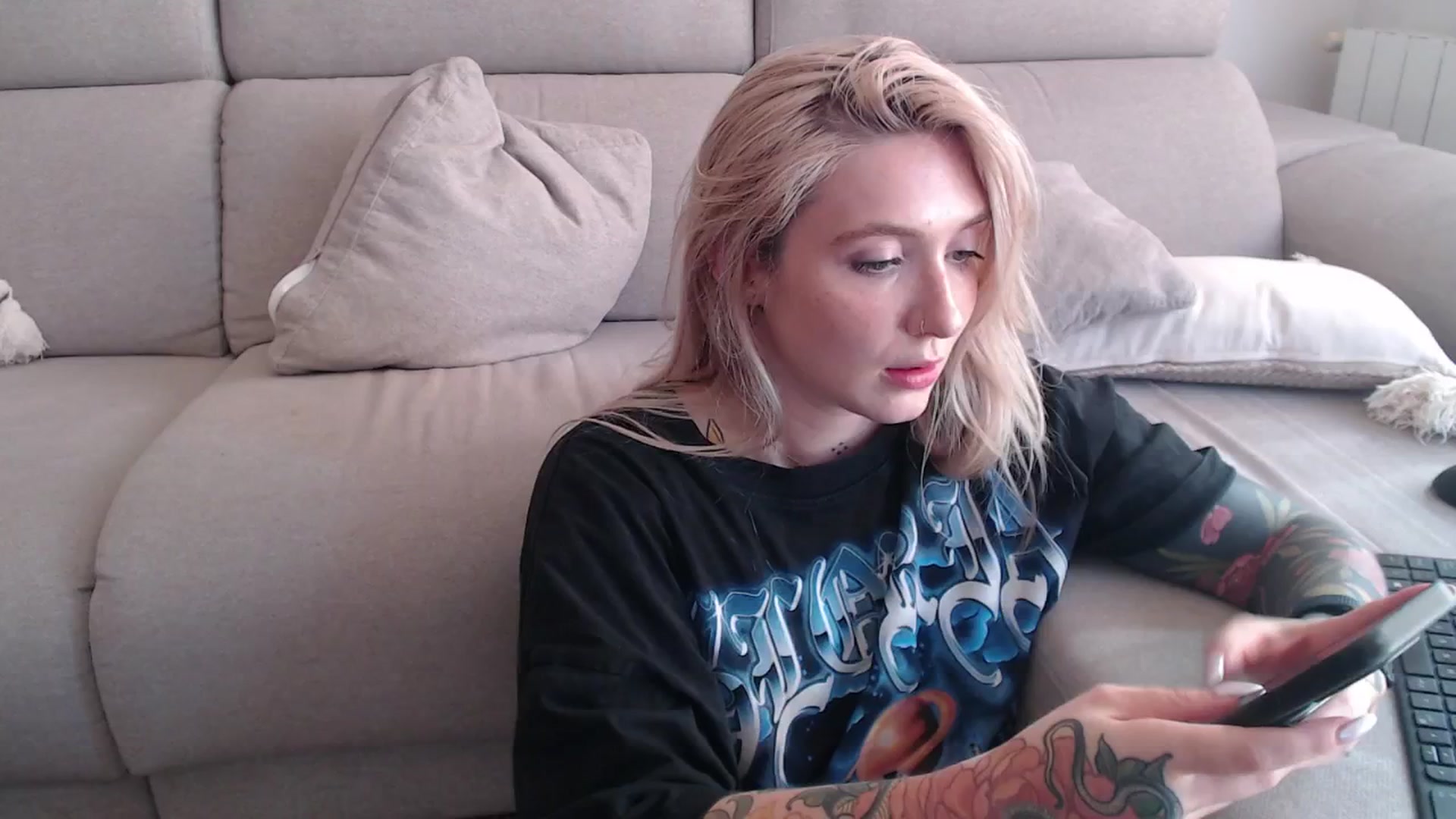 Gallery image thumbnail from Tattoo_bbgirl's myfreecams stream on, 09/17/2025, 16:35 image 10 of 20