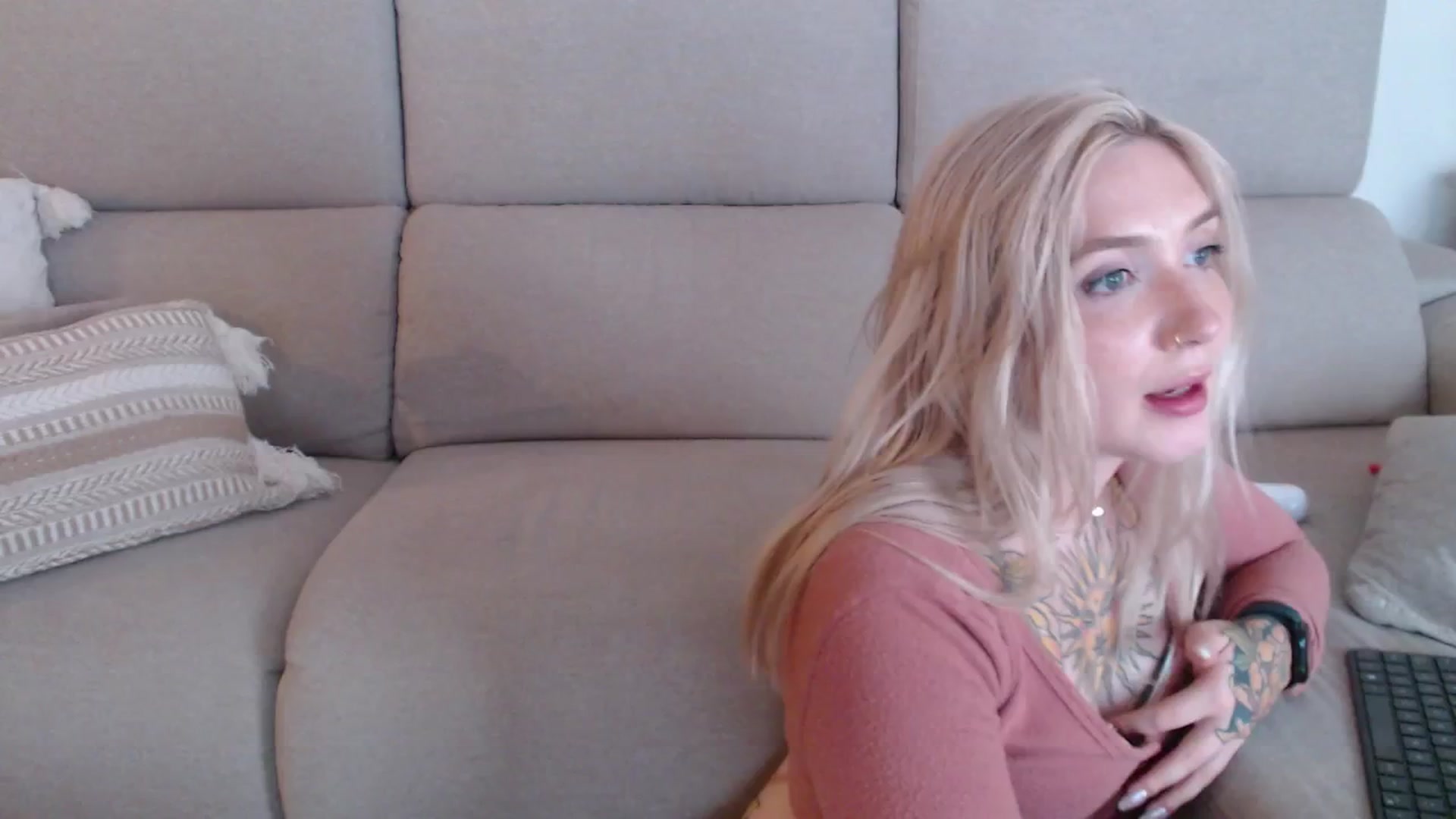 Gallery image thumbnail from Tattoo_bbgirl's myfreecams stream on, 09/18/2025, 21:22 image 19 of 20