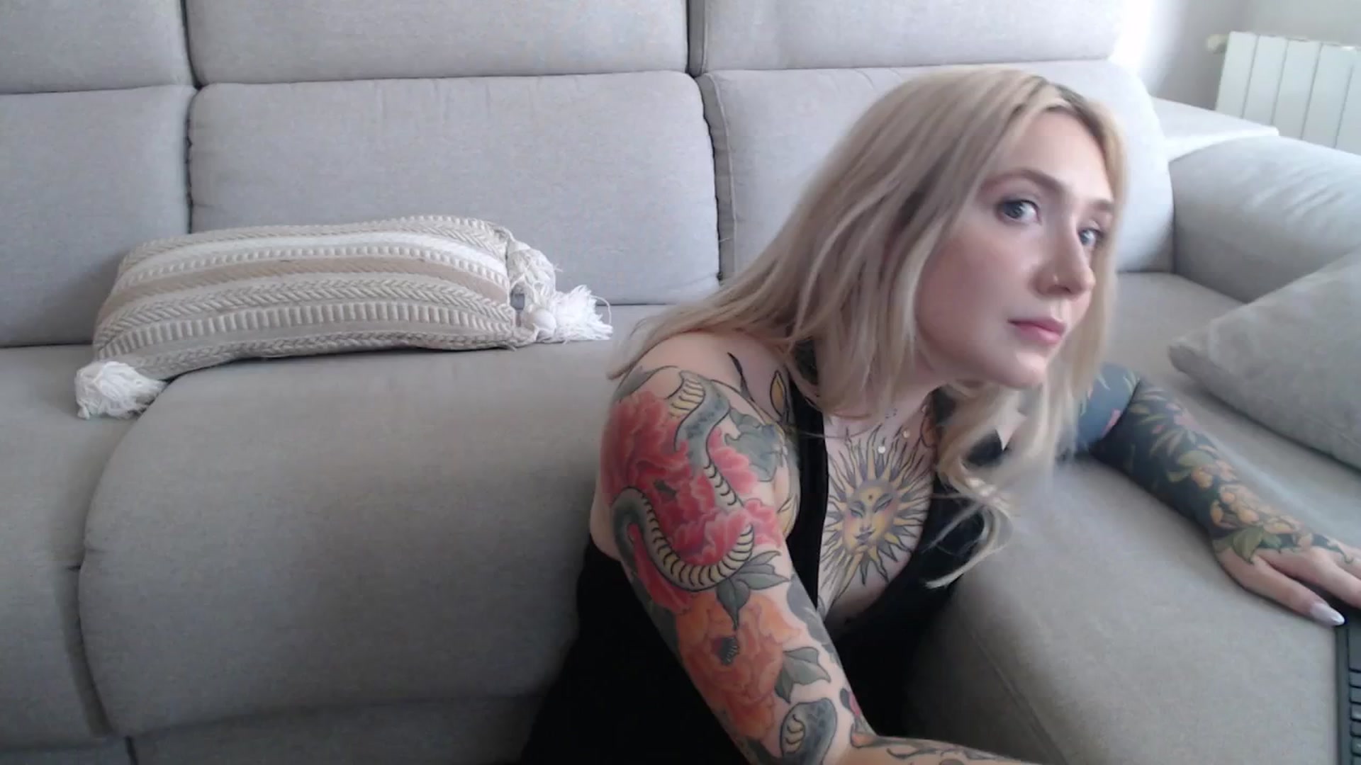 Gallery image thumbnail from Tattoo_bbgirl's myfreecams stream on, 09/19/2025, 12:35 image 17 of 20
