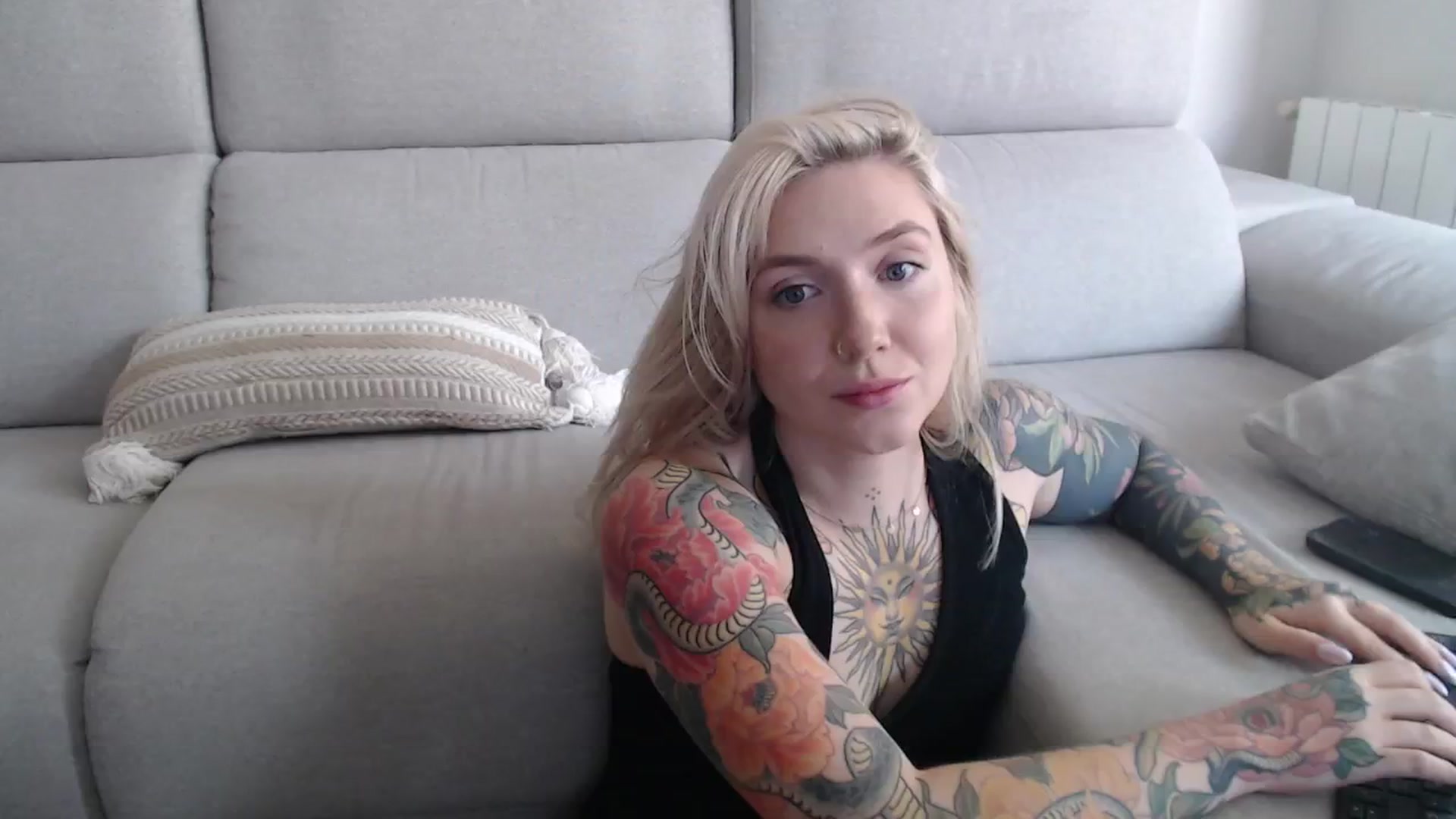Gallery image thumbnail from Tattoo_bbgirl's myfreecams stream on, 09/19/2025, 12:35 image 11 of 20