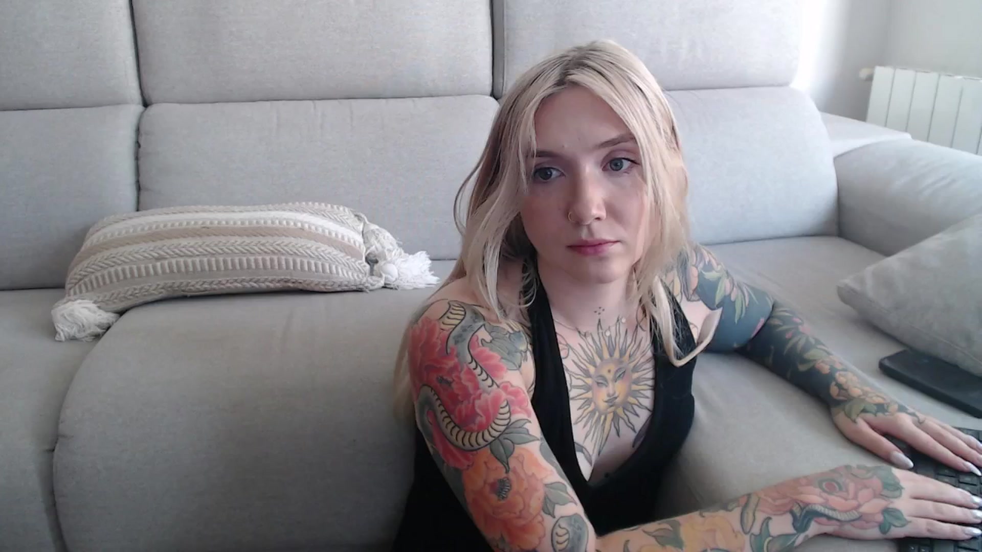 Gallery image thumbnail from Tattoo_bbgirl's myfreecams stream on, 09/19/2025, 12:35 image 5 of 20