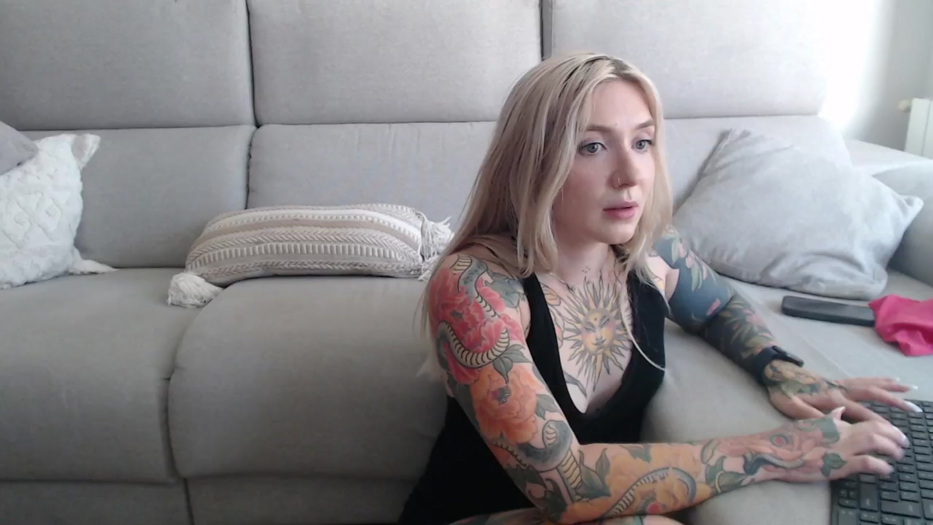 Gallery image thumbnail from Tattoo_bbgirl's myfreecams stream on, 09/19/2025, 14:06 image 1 of 20