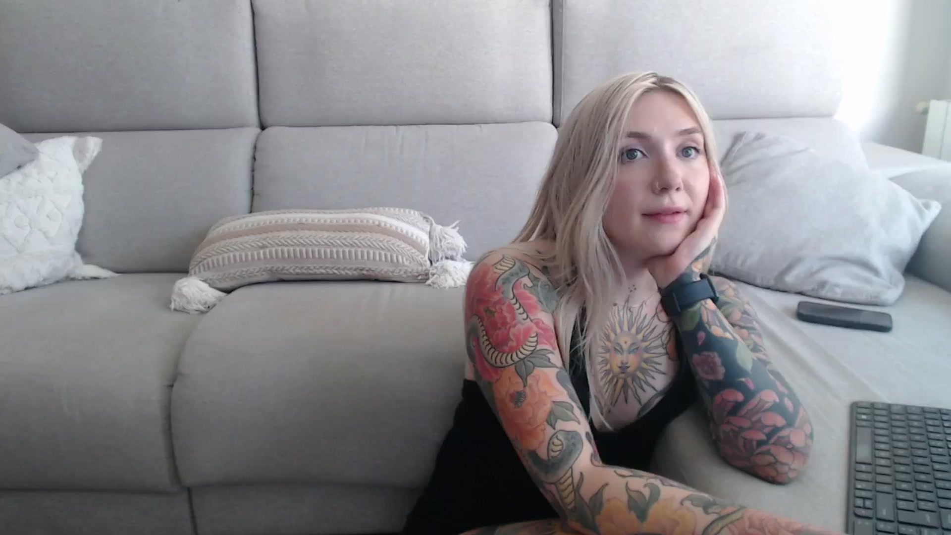 Gallery image thumbnail from Tattoo_bbgirl's myfreecams stream on, 09/19/2025, 14:06 image 6 of 20