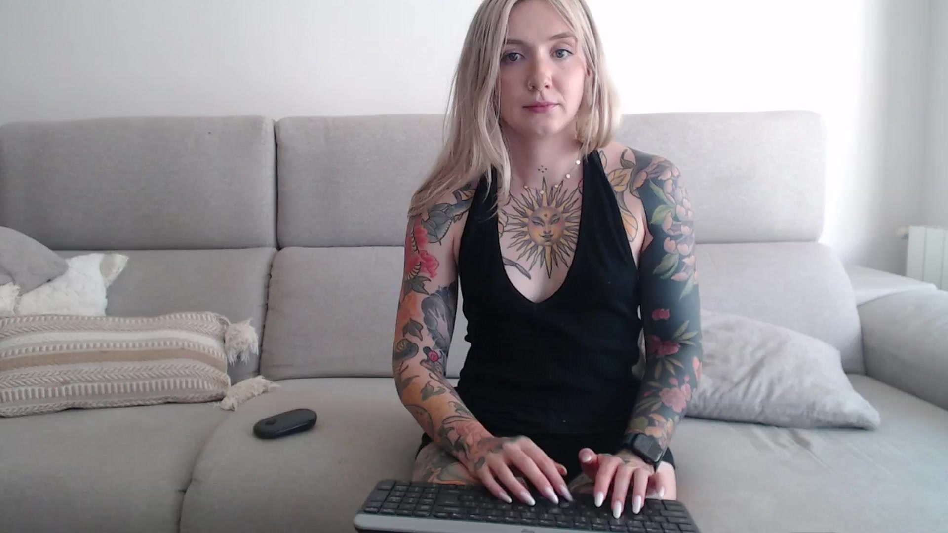 Gallery image thumbnail from Tattoo_bbgirl's myfreecams stream on, 09/19/2025, 15:13 image 3 of 20
