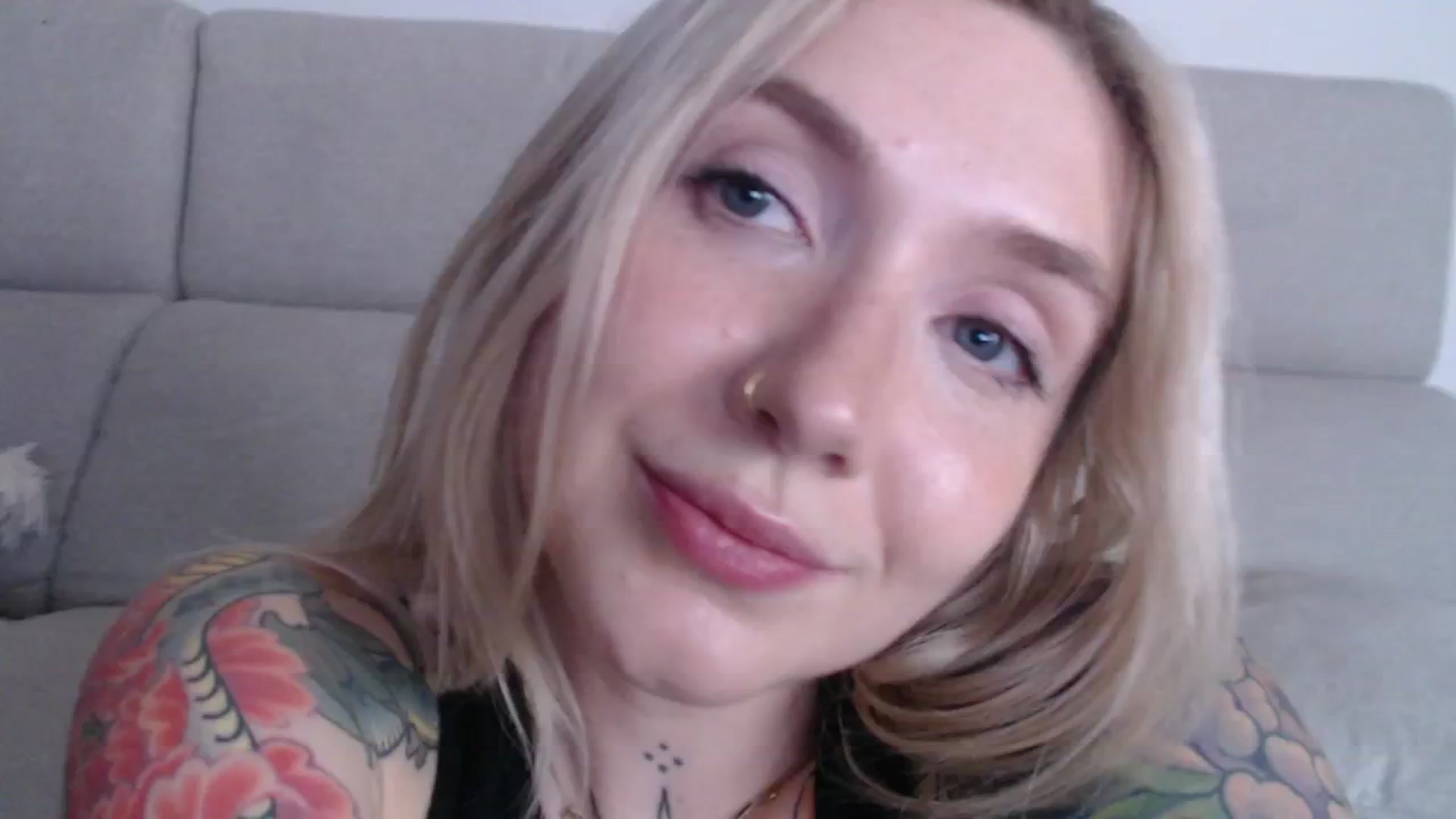 Gallery image thumbnail from Tattoo_bbgirl's myfreecams stream on, 09/19/2025, 18:00 image 20 of 20