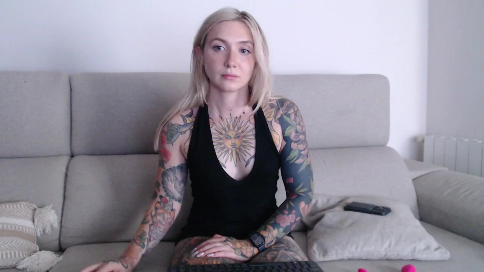 Gallery image thumbnail from Tattoo_bbgirl's myfreecams stream on, 09/19/2025, 18:28 image 7 of 20