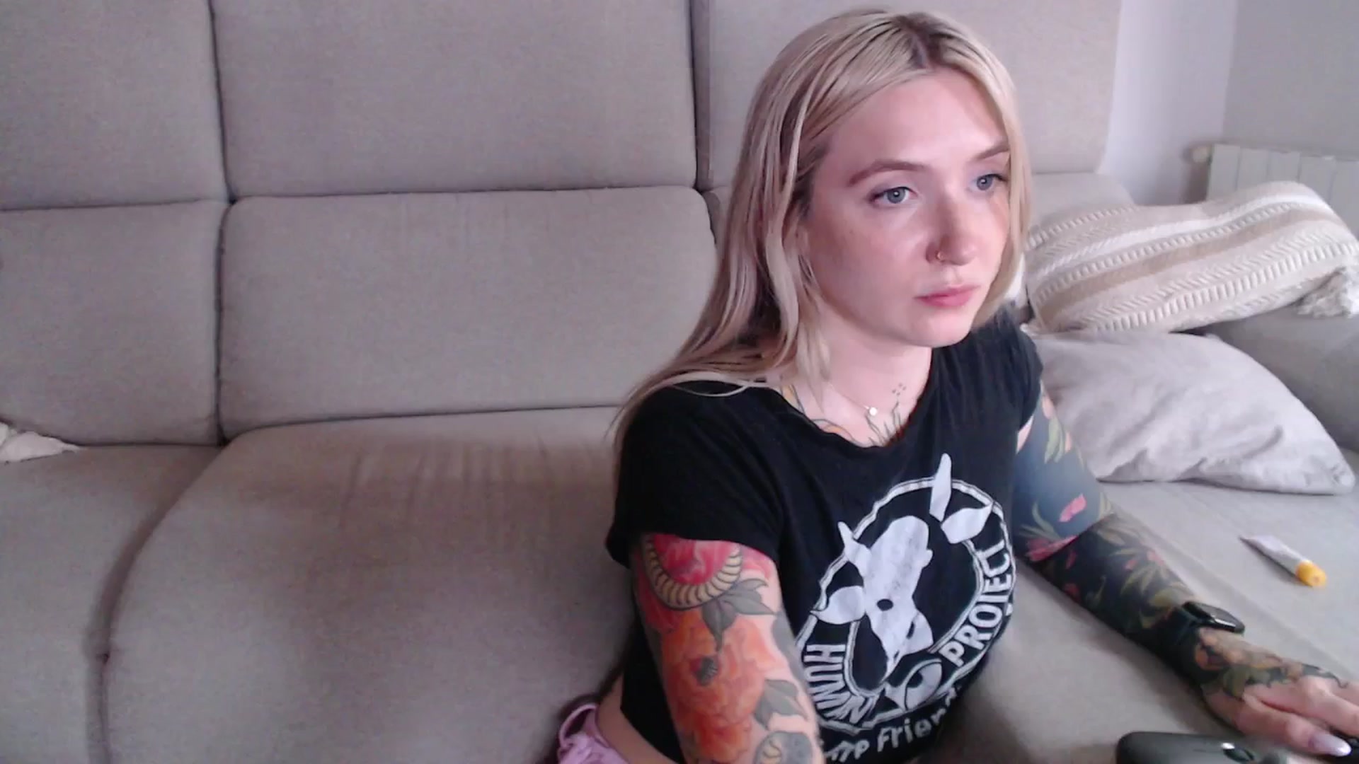 Gallery image thumbnail from Tattoo_bbgirl's myfreecams stream on, 09/20/2025, 18:26 image 17 of 20