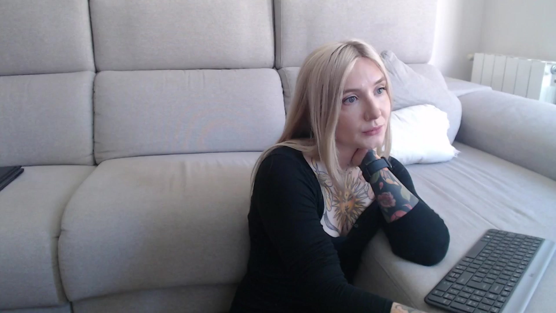 Gallery image thumbnail from Tattoo_bbgirl's myfreecams stream on, 09/22/2025, 13:06 image 10 of 20