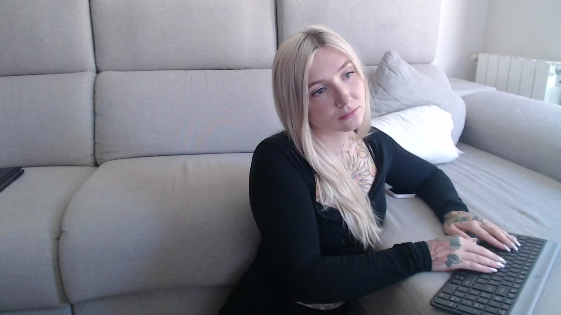 Gallery image thumbnail from Tattoo_bbgirl's myfreecams stream on, 09/22/2025, 13:06 image 8 of 20