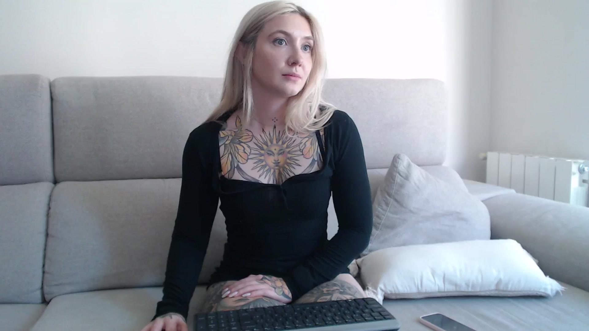 Gallery image thumbnail from Tattoo_bbgirl's myfreecams stream on, 09/22/2025, 13:54 image 14 of 20