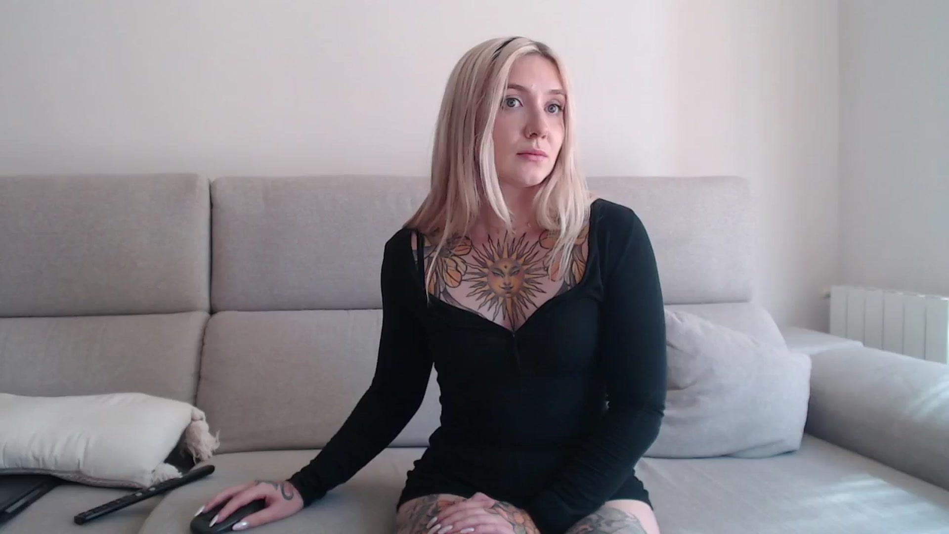 Gallery image thumbnail from Tattoo_bbgirl's myfreecams stream on, 09/22/2025, 16:26 image 12 of 20