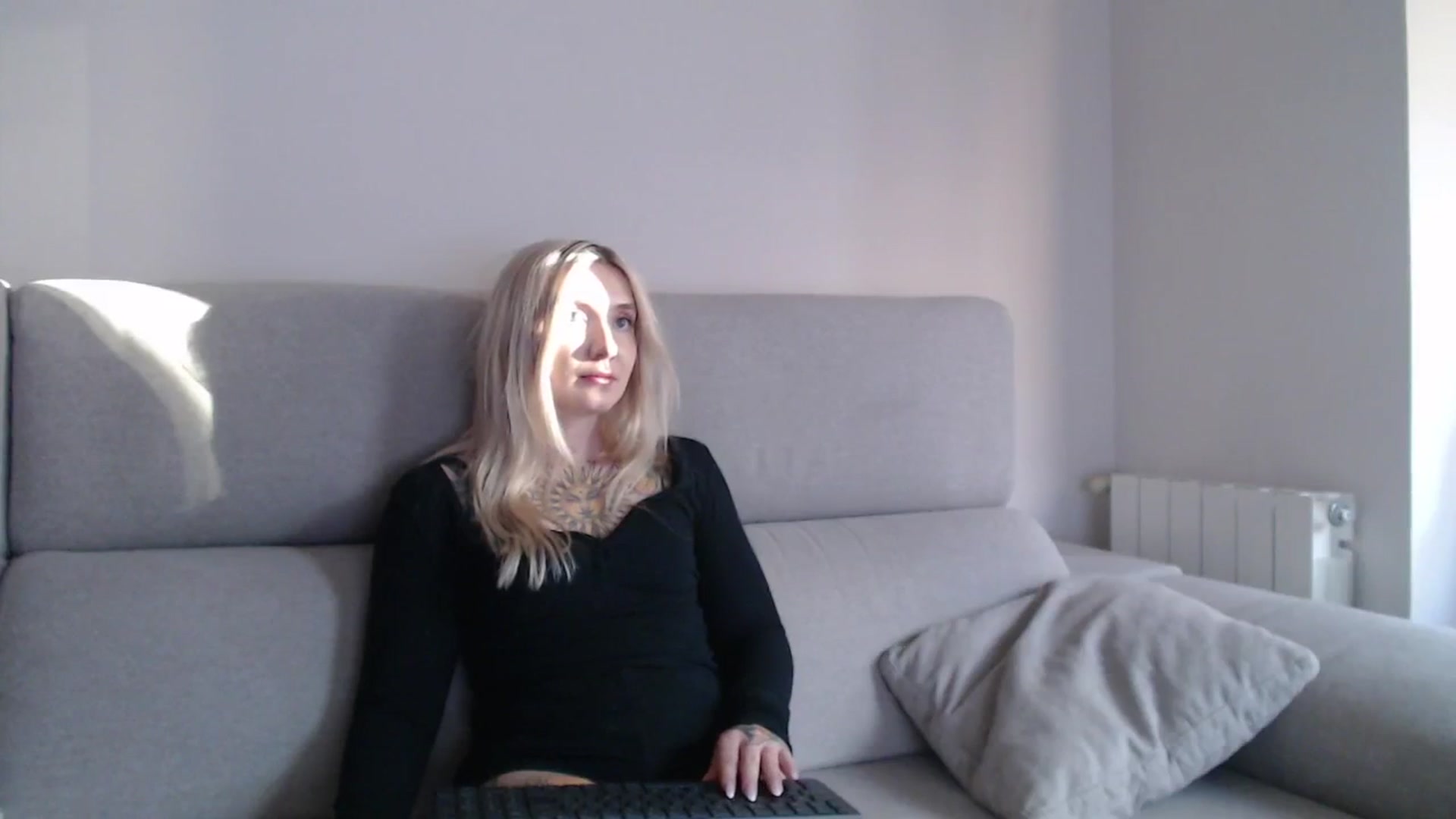 Gallery image thumbnail from Tattoo_bbgirl's myfreecams stream on, 09/22/2025, 18:02 image 6 of 20