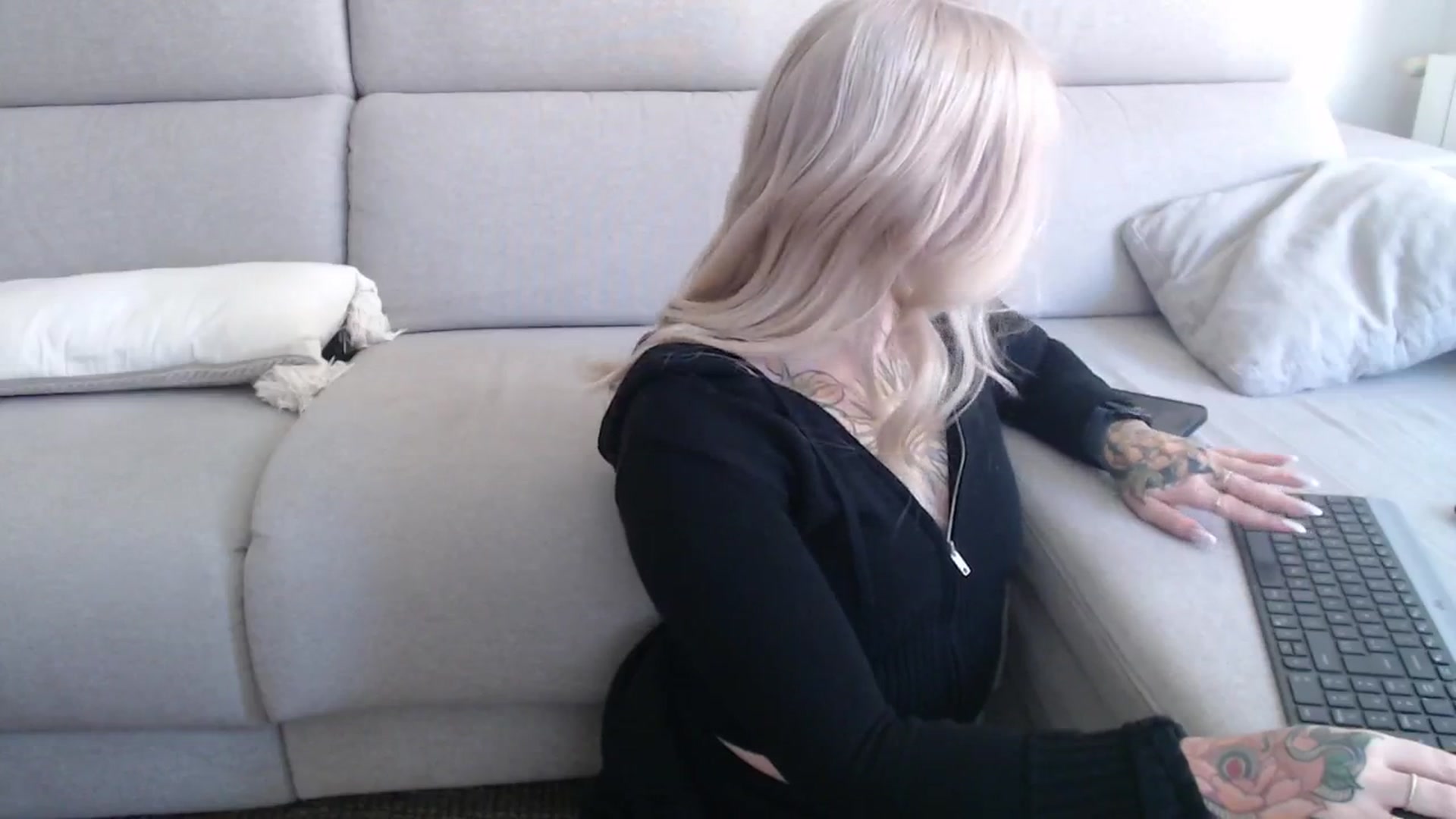 Gallery image thumbnail from Tattoo_bbgirl's myfreecams stream on, 09/23/2025, 12:46 image 4 of 20