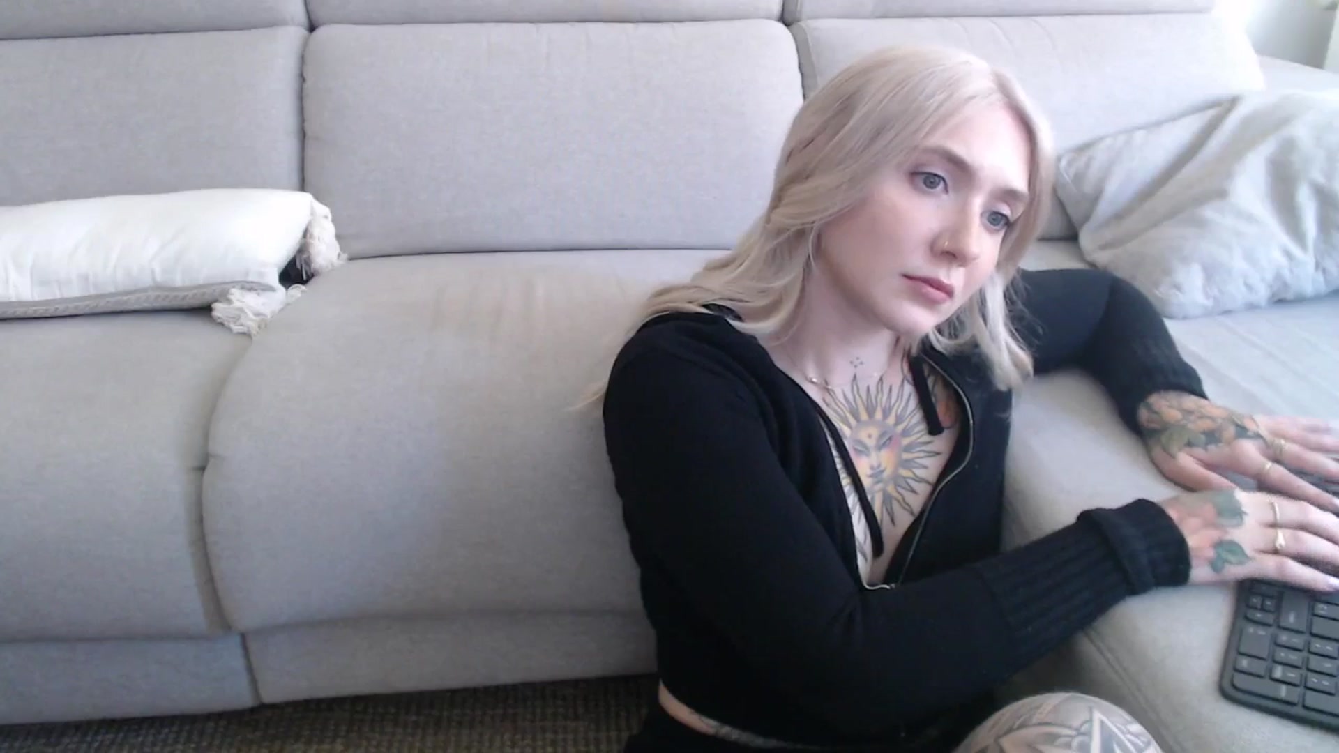 Gallery image thumbnail from Tattoo_bbgirl's myfreecams stream on, 09/23/2025, 14:11 image 10 of 20