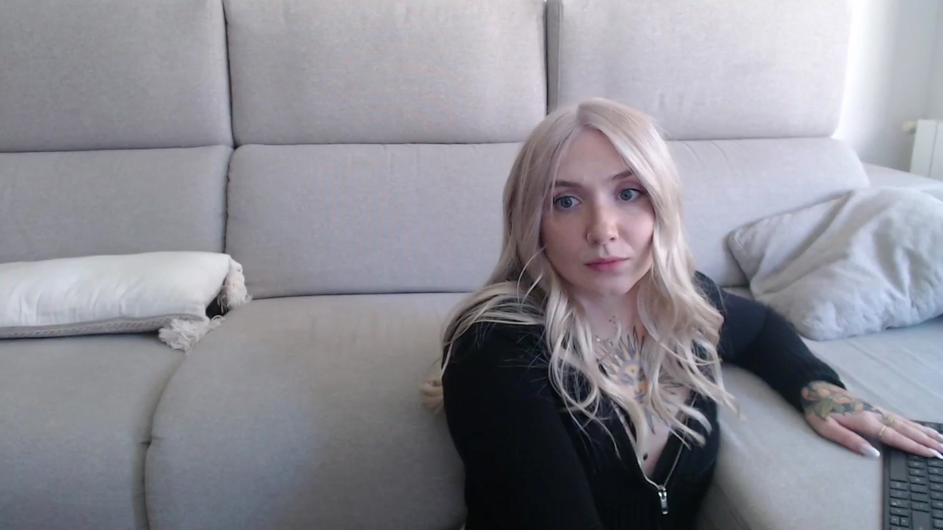 Gallery image thumbnail from Tattoo_bbgirl's myfreecams stream on, 09/23/2025, 14:11 image 3 of 20
