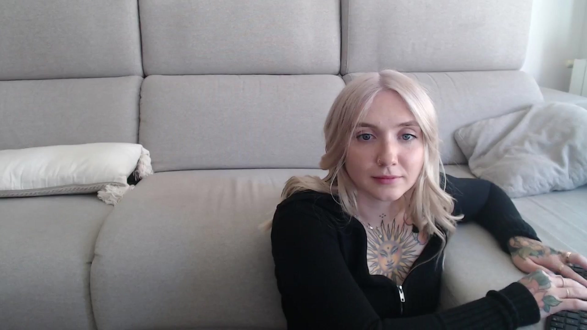 Gallery image thumbnail from Tattoo_bbgirl's myfreecams stream on, 09/23/2025, 15:01 image 10 of 20