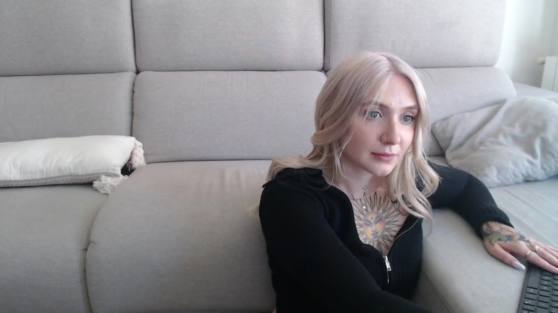Gallery image thumbnail from Tattoo_bbgirl's myfreecams stream on, 09/23/2025, 15:01 image 8 of 20