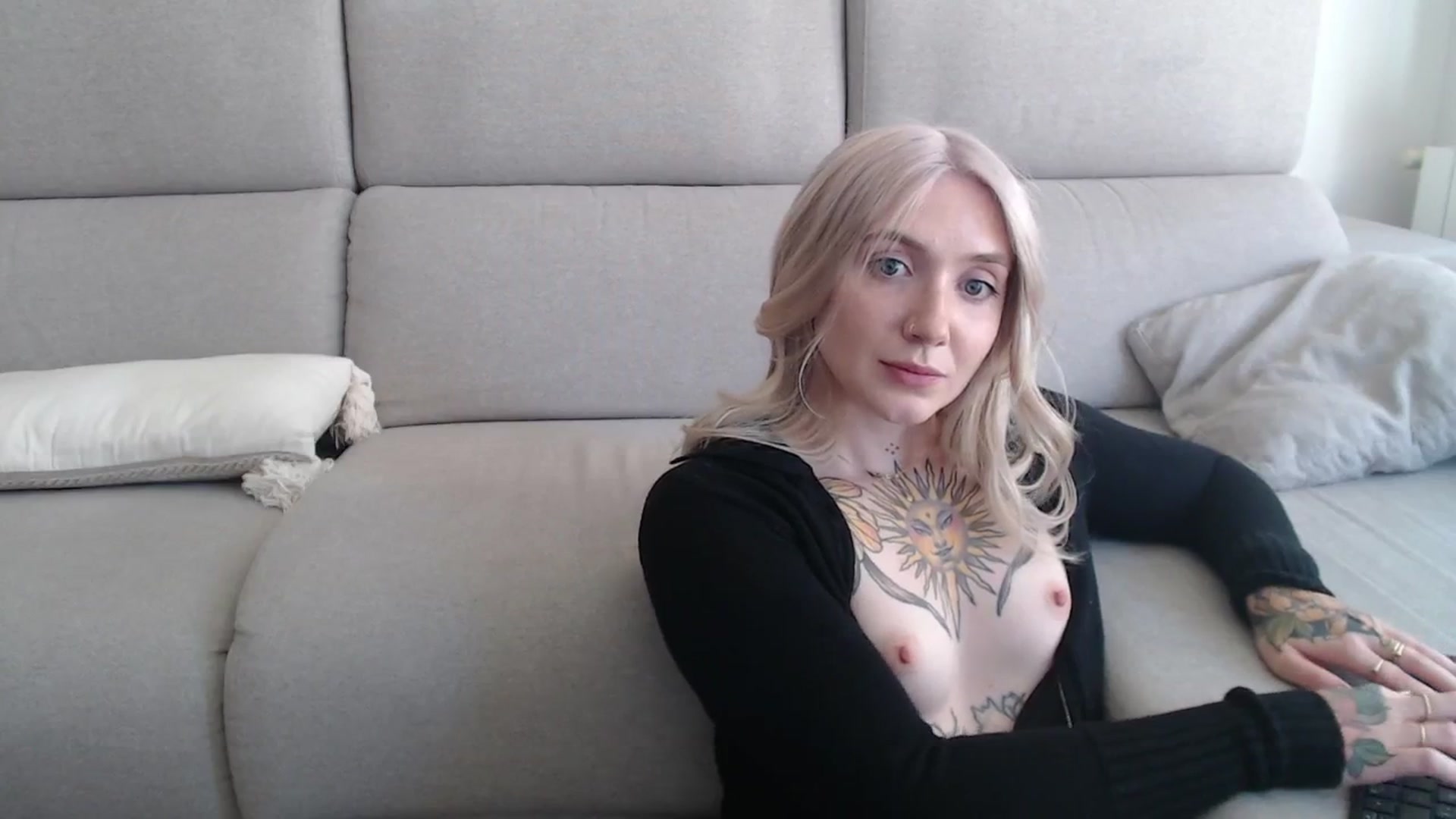 Gallery image thumbnail from Tattoo_bbgirl's myfreecams stream on, 09/23/2025, 15:01 image 5 of 20