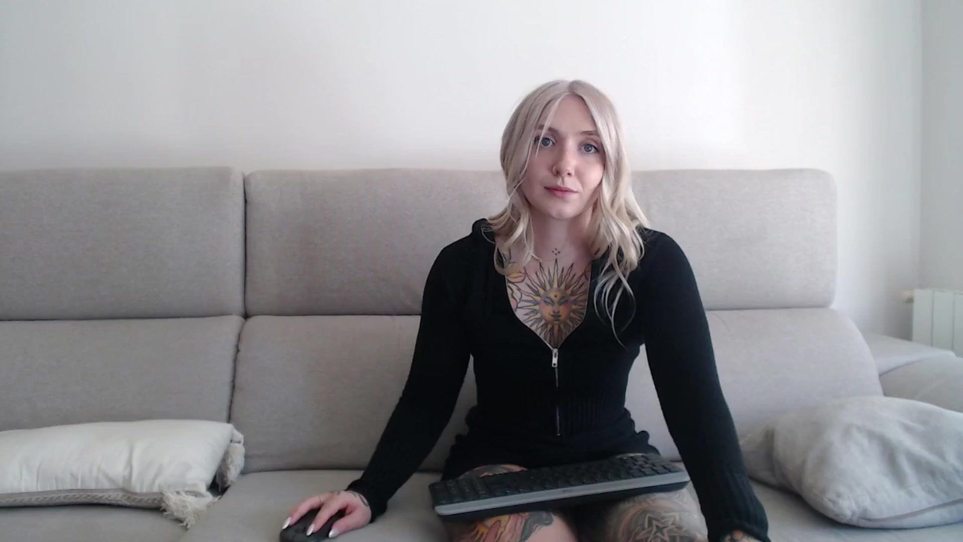 Gallery image thumbnail from Tattoo_bbgirl's myfreecams stream on, 09/23/2025, 15:54 image 1 of 20