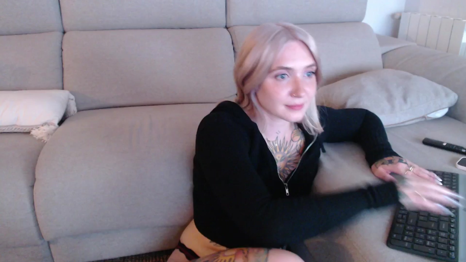 Gallery image thumbnail from Tattoo_bbgirl's myfreecams stream on, 09/23/2025, 20:57 image 3 of 20