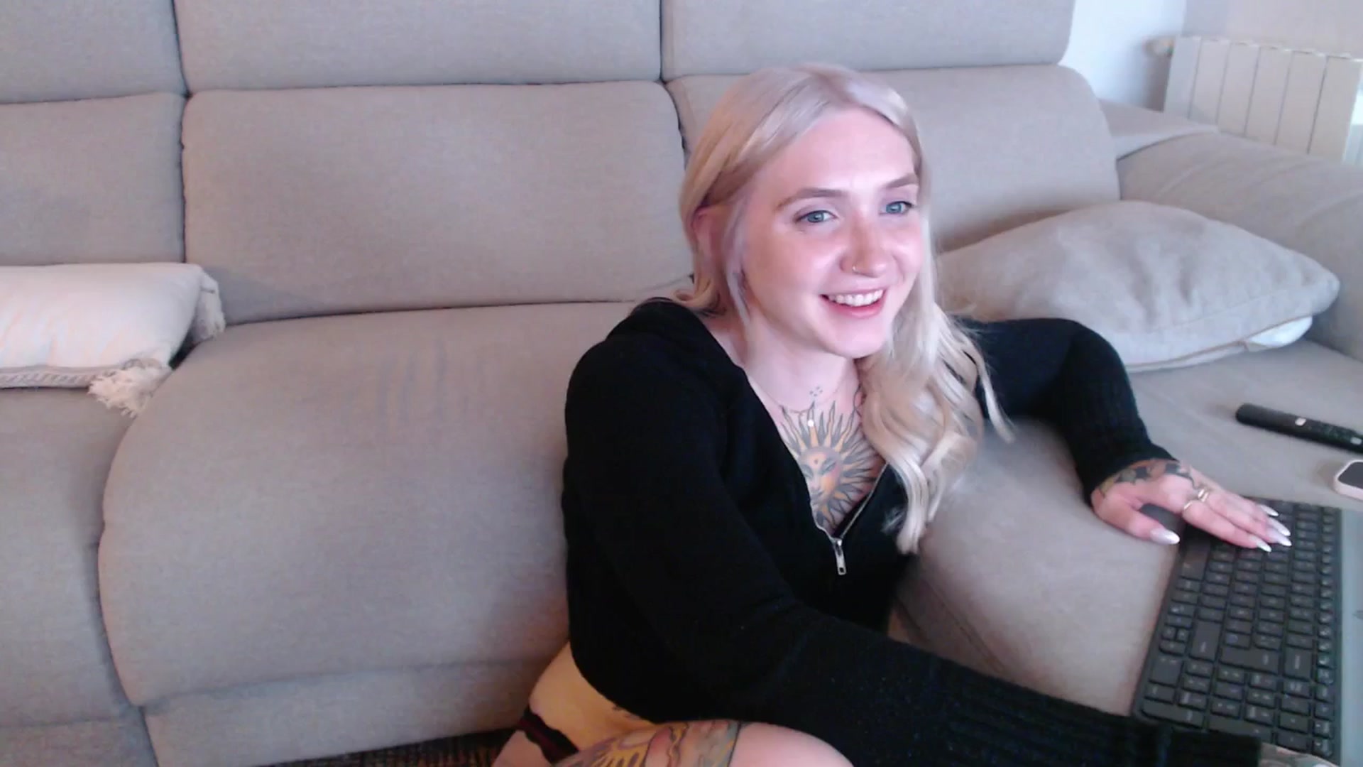 Gallery image thumbnail from Tattoo_bbgirl's myfreecams stream on, 09/23/2025, 20:57 image 2 of 20