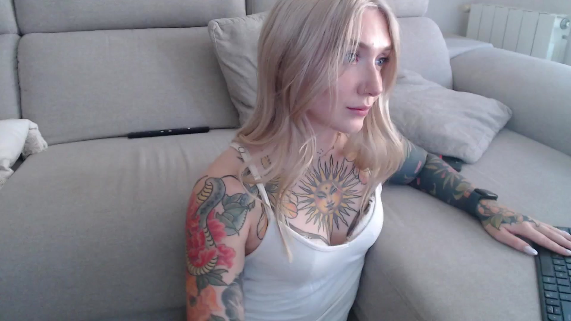 Gallery image thumbnail from Tattoo_bbgirl's myfreecams stream on, 09/24/2025, 11:59 image 7 of 20