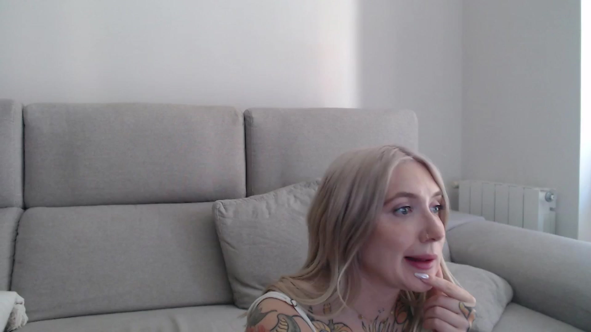 Gallery image thumbnail from Tattoo_bbgirl's myfreecams stream on, 09/24/2025, 12:53 image 12 of 20