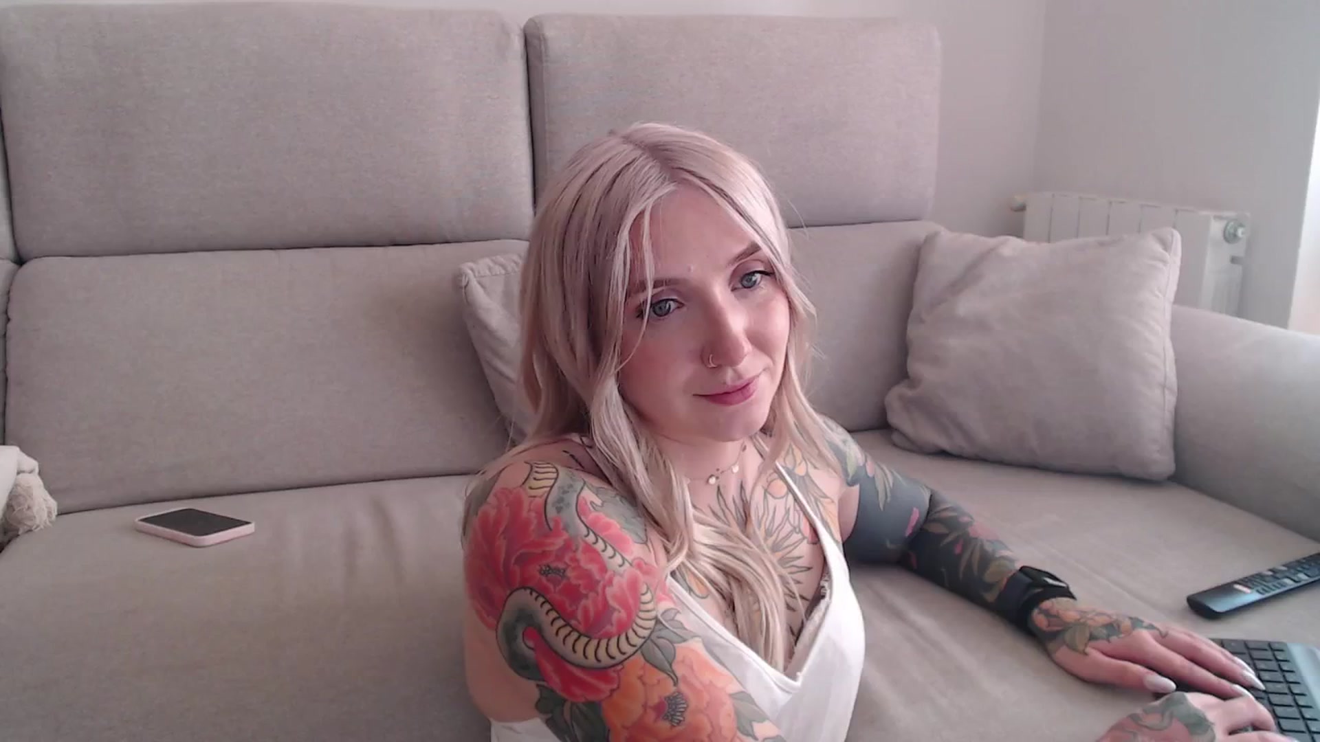 Gallery image thumbnail from Tattoo_bbgirl's myfreecams stream on, 09/24/2025, 17:05 image 6 of 20
