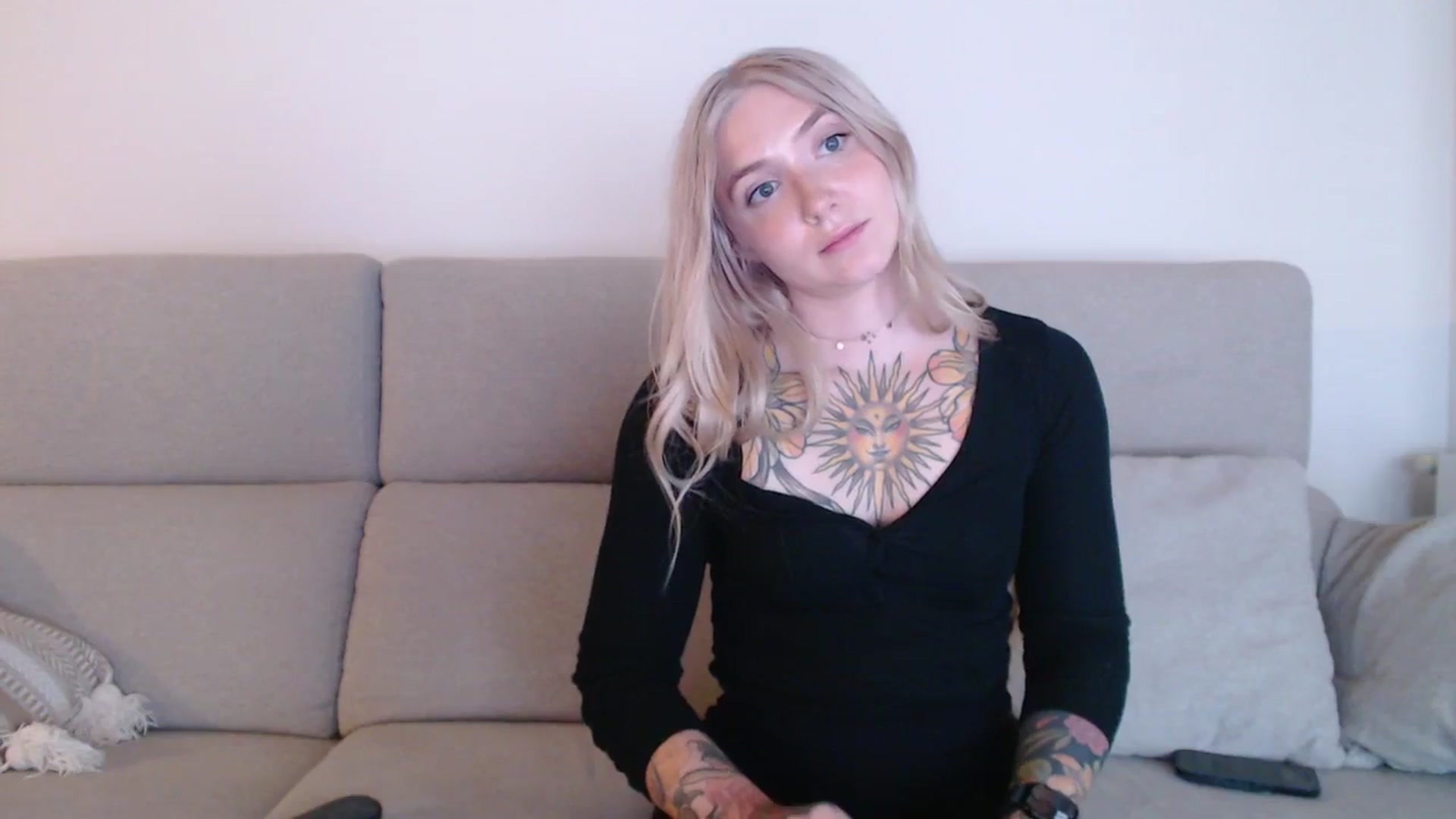 Gallery image thumbnail from Tattoo_bbgirl's myfreecams stream on, 09/25/2025, 19:42 image 5 of 20