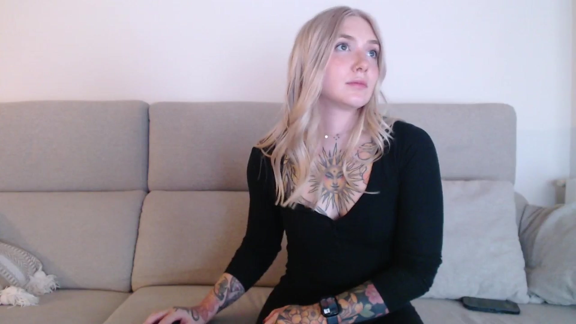 Gallery image thumbnail from Tattoo_bbgirl's myfreecams stream on, 09/25/2025, 19:42 image 12 of 20