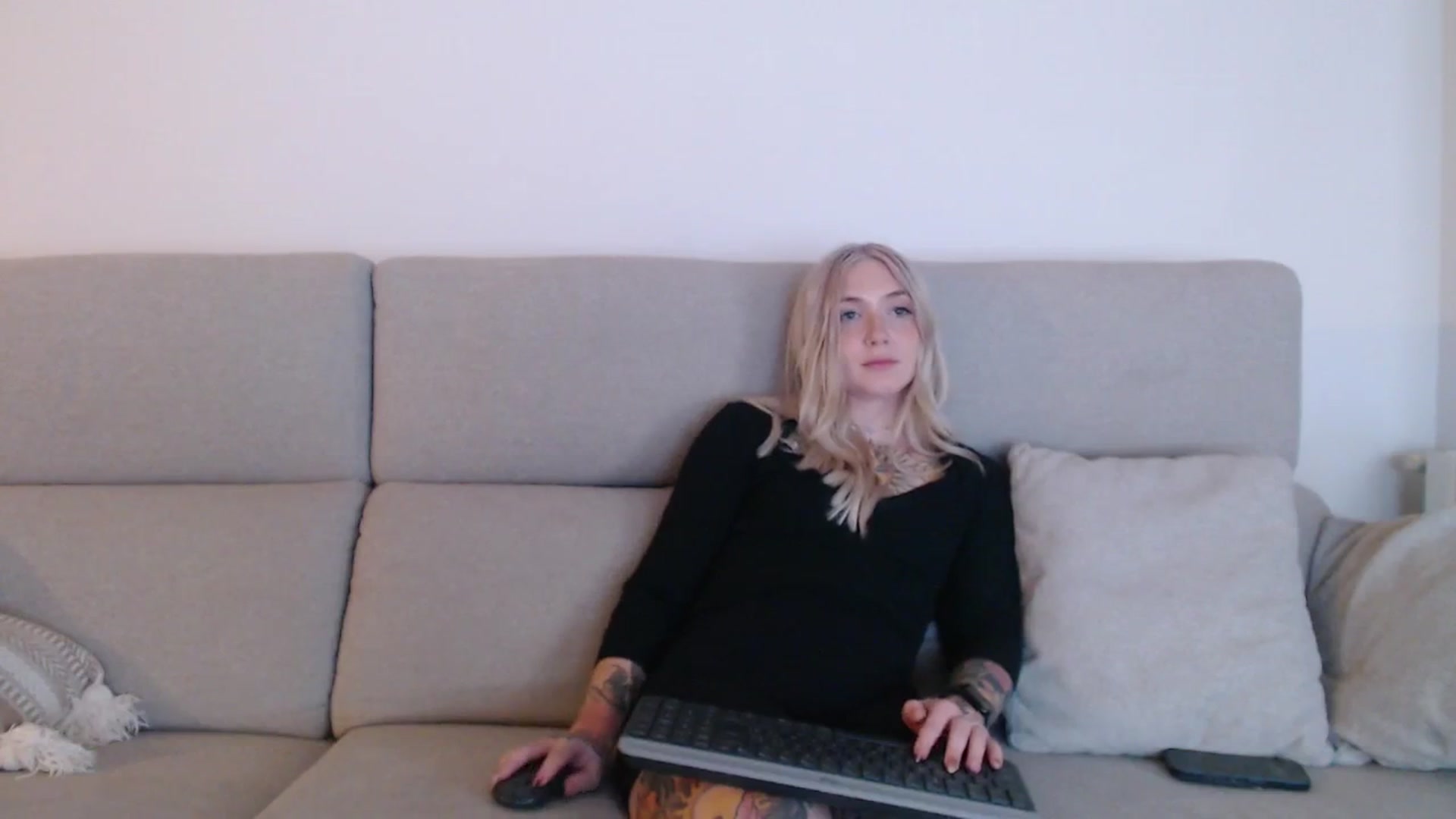 Gallery image thumbnail from Tattoo_bbgirl's myfreecams stream on, 09/25/2025, 19:42 image 17 of 20