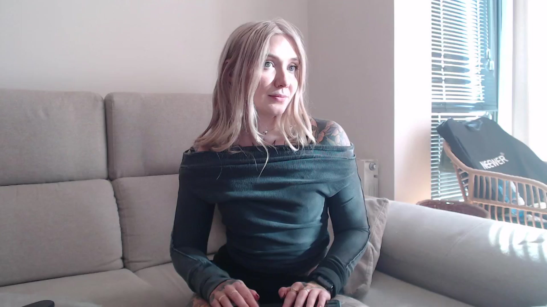 Gallery image thumbnail from Tattoo_bbgirl's myfreecams stream on, 09/26/2025, 17:06 image 3 of 20