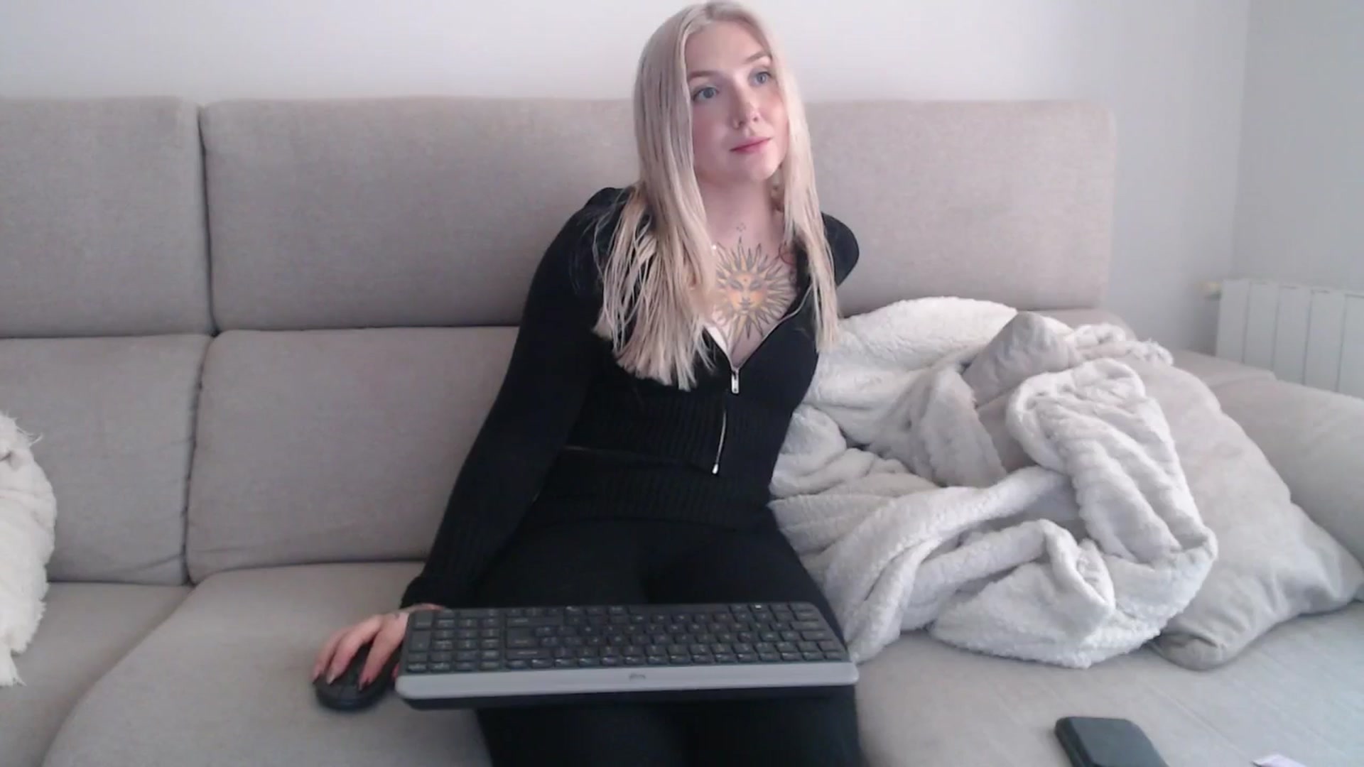 Gallery image thumbnail from Tattoo_bbgirl's myfreecams stream on, 09/29/2025, 12:56 image 15 of 20