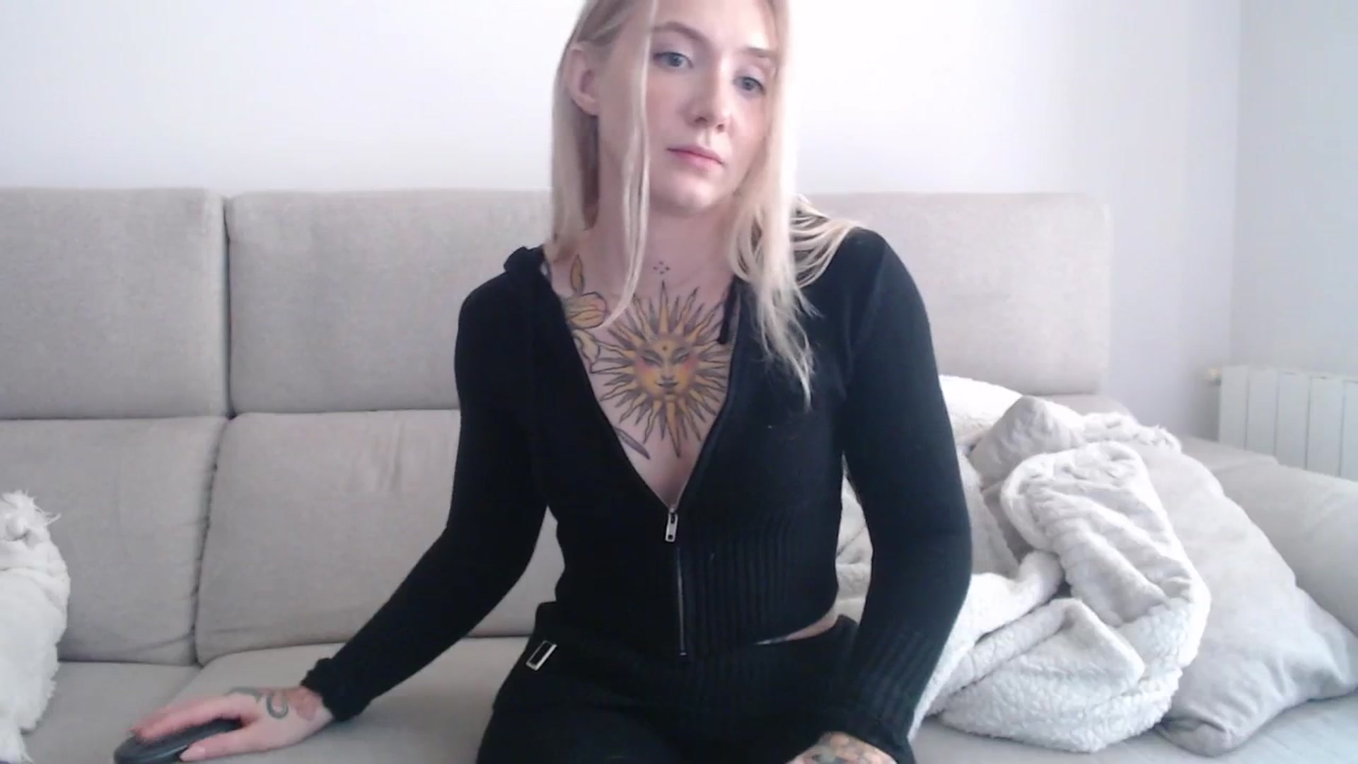 Gallery image thumbnail from Tattoo_bbgirl's myfreecams stream on, 09/29/2025, 12:56 image 8 of 20