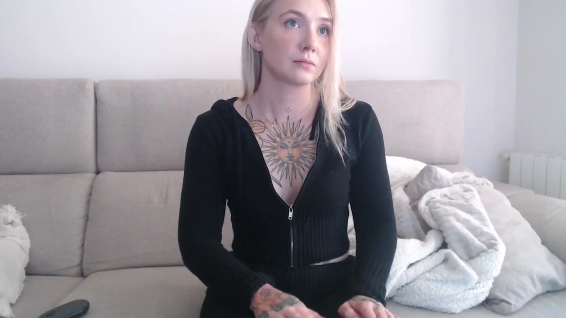 Gallery image thumbnail from Tattoo_bbgirl's myfreecams stream on, 09/29/2025, 12:56 image 6 of 20