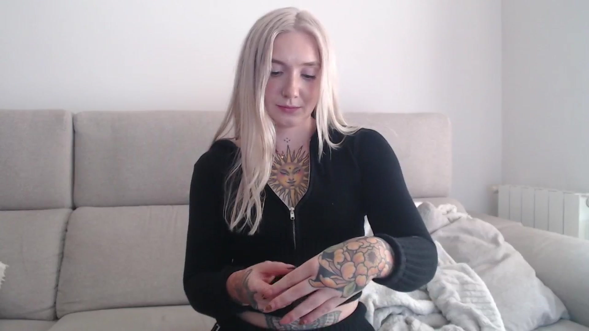 Gallery image thumbnail from Tattoo_bbgirl's myfreecams stream on, 09/29/2025, 14:28 image 14 of 20