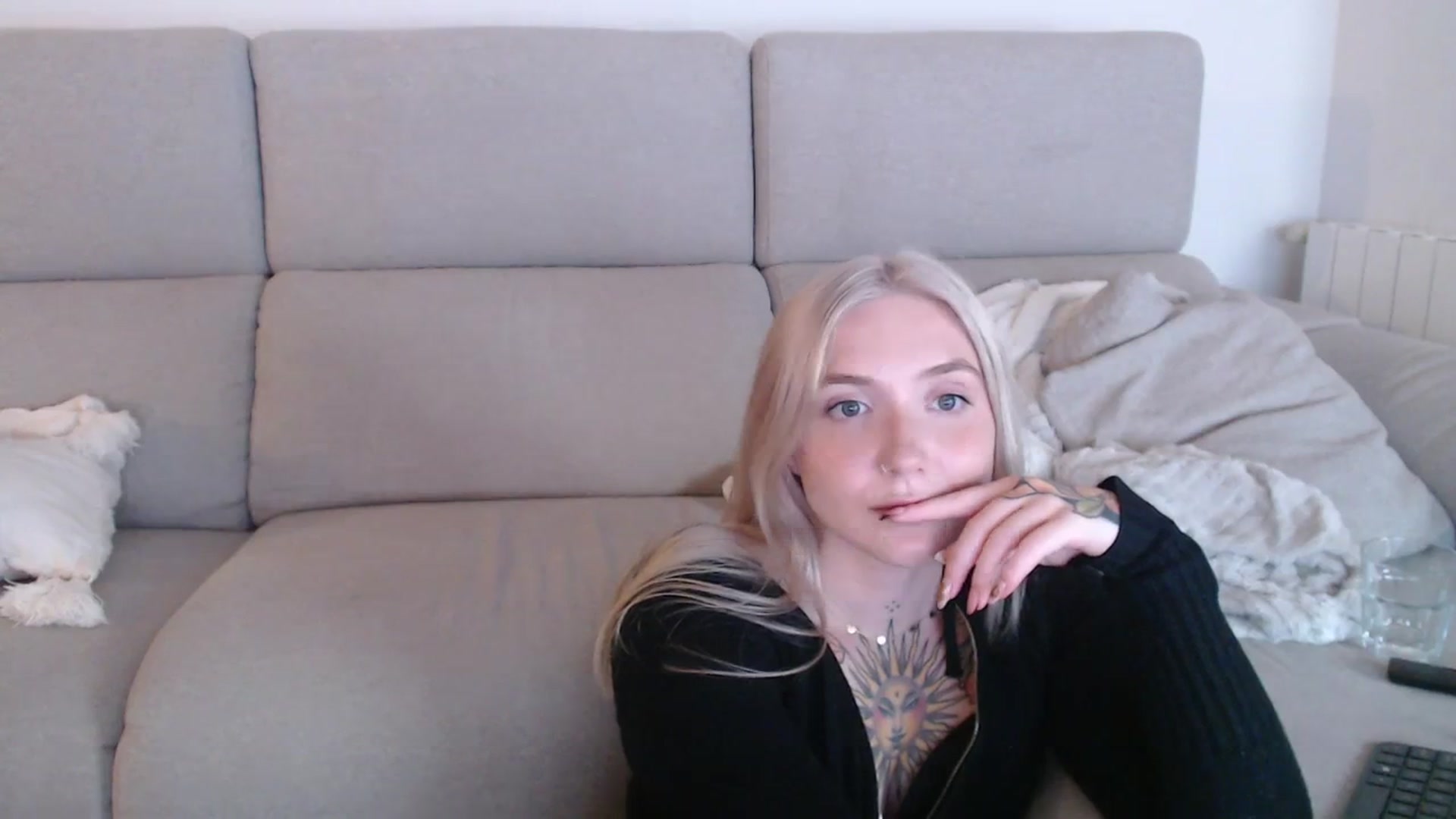 Gallery image thumbnail from Tattoo_bbgirl's myfreecams stream on, 09/29/2025, 19:36 image 9 of 20